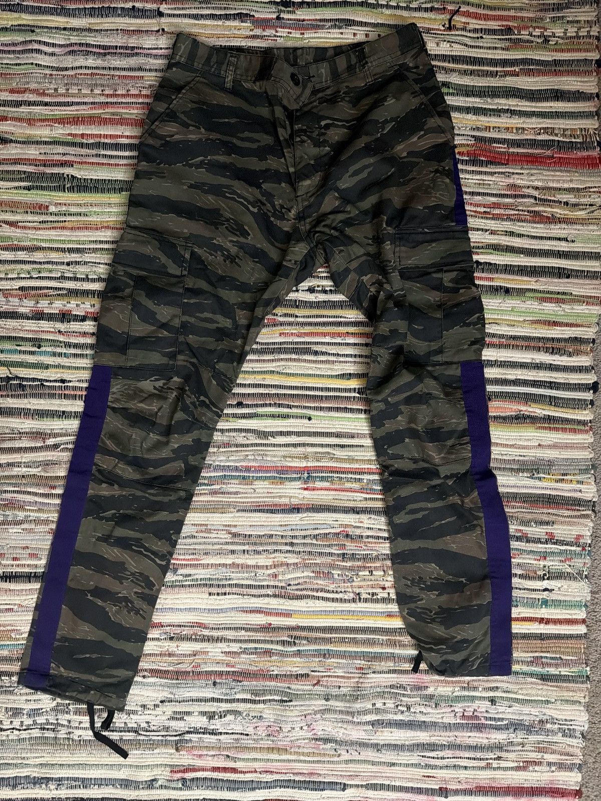 Cmonwealth Tiger Camo Cargos size M Size US 32 / EU 48 - 1 Thumbnail