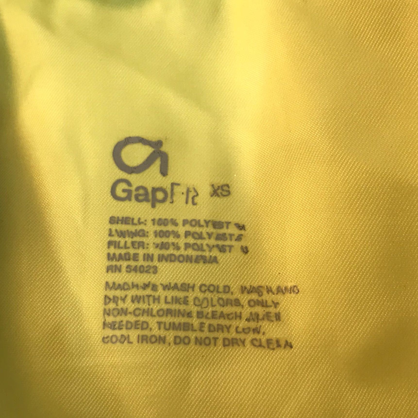 Gap Gap Fit Neon Yellow Puffer Vest Womens Size XS Casual Fall Winter Size XS / US 0-2 / IT 36-38 - 3 Thumbnail