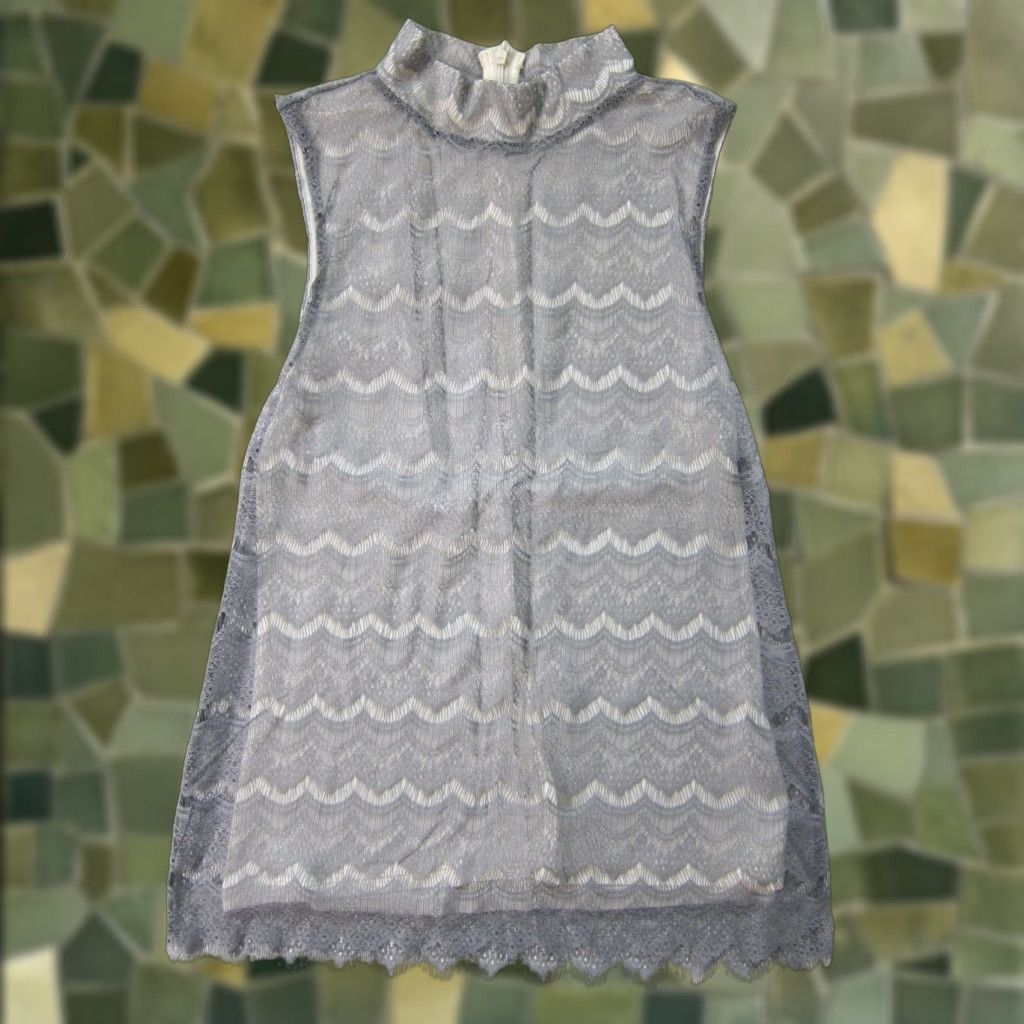 Banana Republic Banana Republic Grey Lace Stretch Mock Neck Sleeveless Blouse Top Shirt Women XS Size XS / US 0-2 / IT 36-38 - 1 Thumbnail