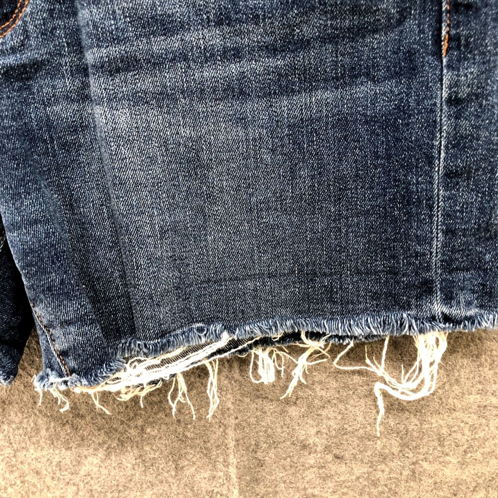 Loft LOFT Jeans Shorts Womens Size 28 Blue Cut Off Low Rise Stretch Size 28" / US 6 / IT 42 - 3 Thumbnail