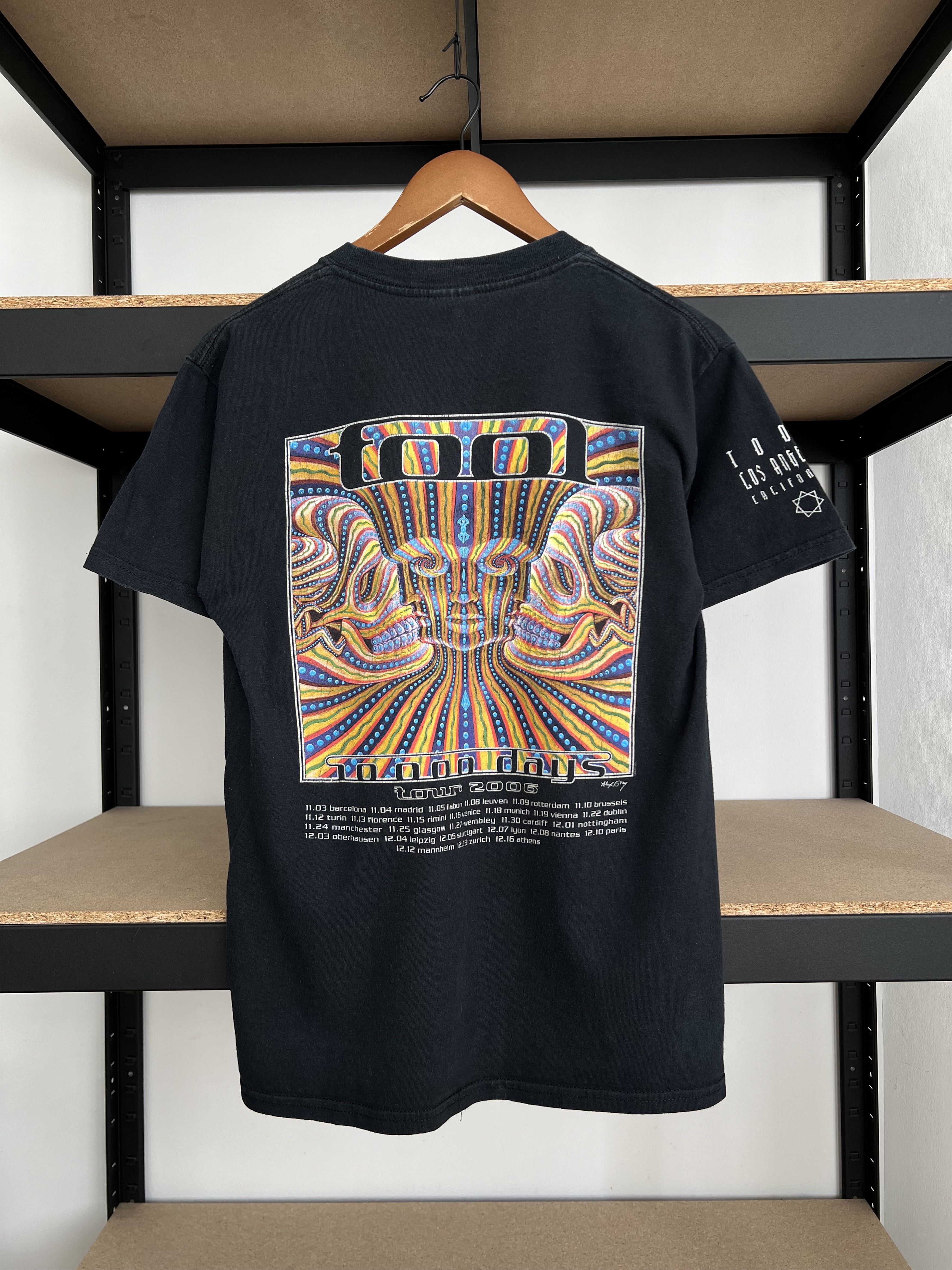 Band Tees Vintage 2006 Tool 10000 Days Tour Black T-shirt Size US S / EU 44-46 / 1 - 4 Thumbnail