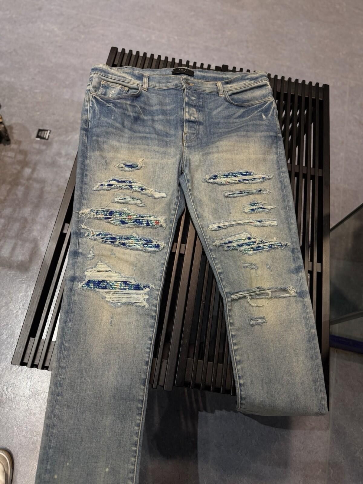 Amiri Size 38 - Amiri Blue MX1 Blue Patch Jeans 100% Authentic Size US 38 / EU 54 - 9 Thumbnail