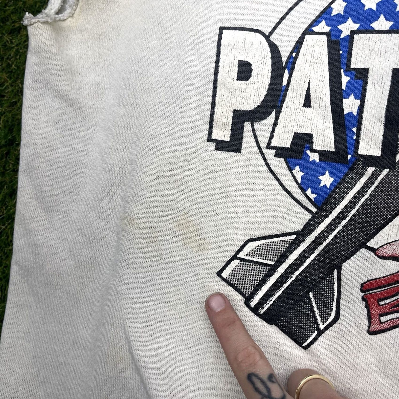 Vintage Vintage Patriot Scud Buster Sweatshirt Mens M Desert Storm USA Crew Neck Cotton Blend Fleece Logo 90s Patriotic Military Shirt Mens Size US M / EU 48-50 / 2 - 6 Thumbnail