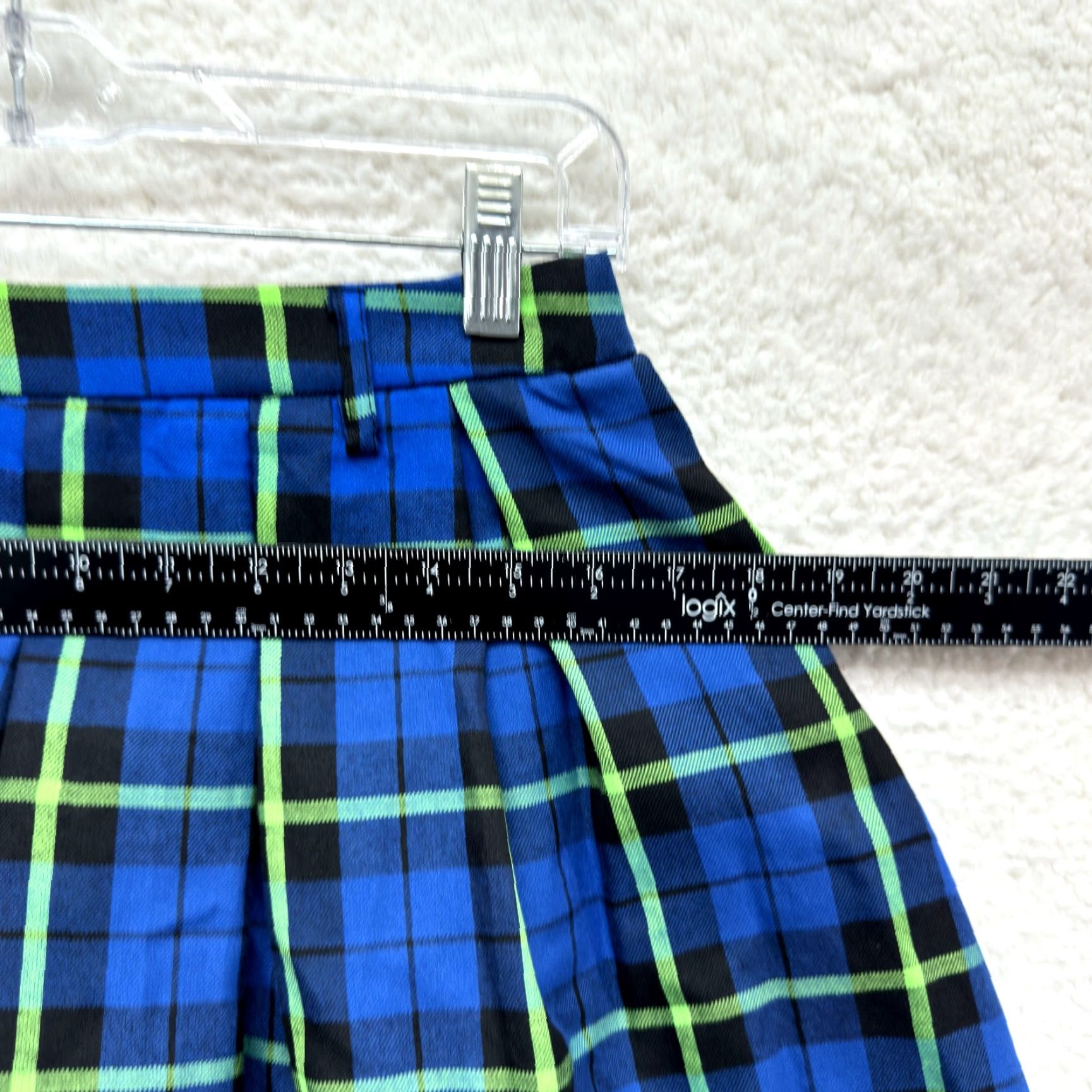 Hot Topic **Hot Topic Mini Pleated Skirt Small Blue Plaid Gothic Preppy** User: **Hot Topic Mini Skirt Small Blue Plaid Gothic Preppy** Size 28" / US 6 / IT 42 - 5 Thumbnail