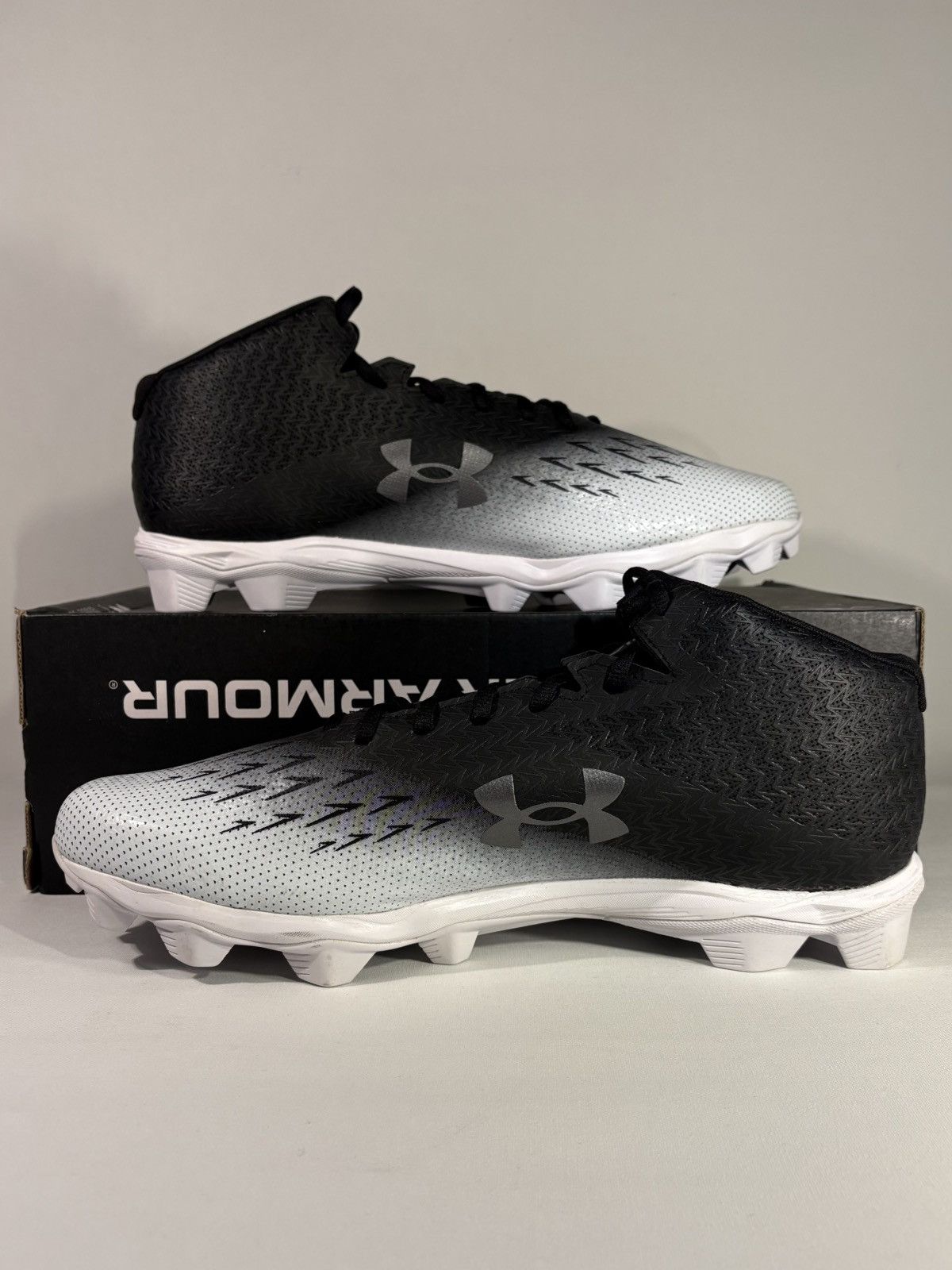 Under Armour Under Armour Spotlight Franchise 4 RM Black Silver Men US 16 Size US 15 / EU 48 - 4 Thumbnail
