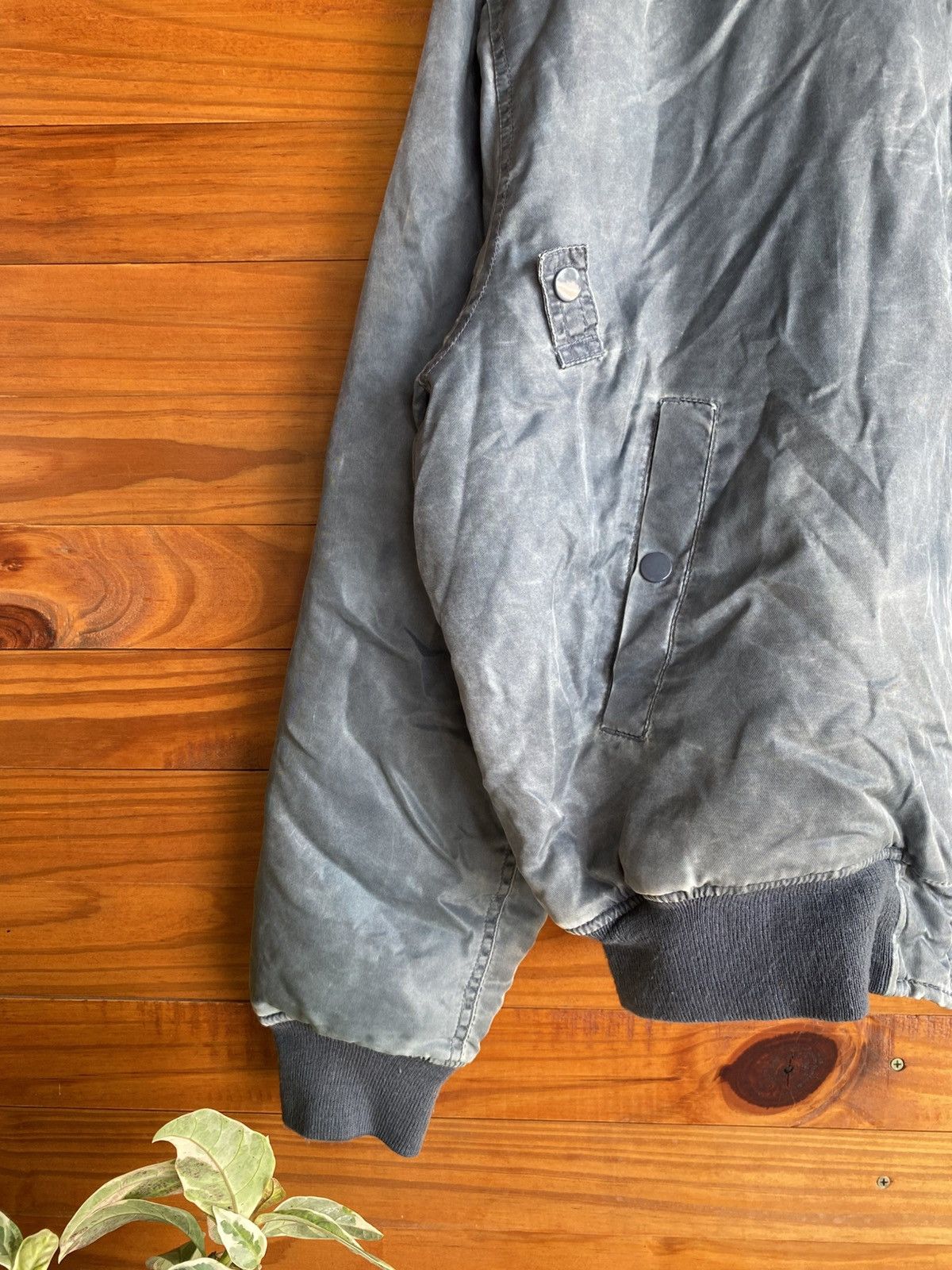 Japanese Brand Vintage Suntory Coffee Bomber Jacket Gray MA-1 Style Japan Size US L / EU 52-54 / 3 - 9 Thumbnail