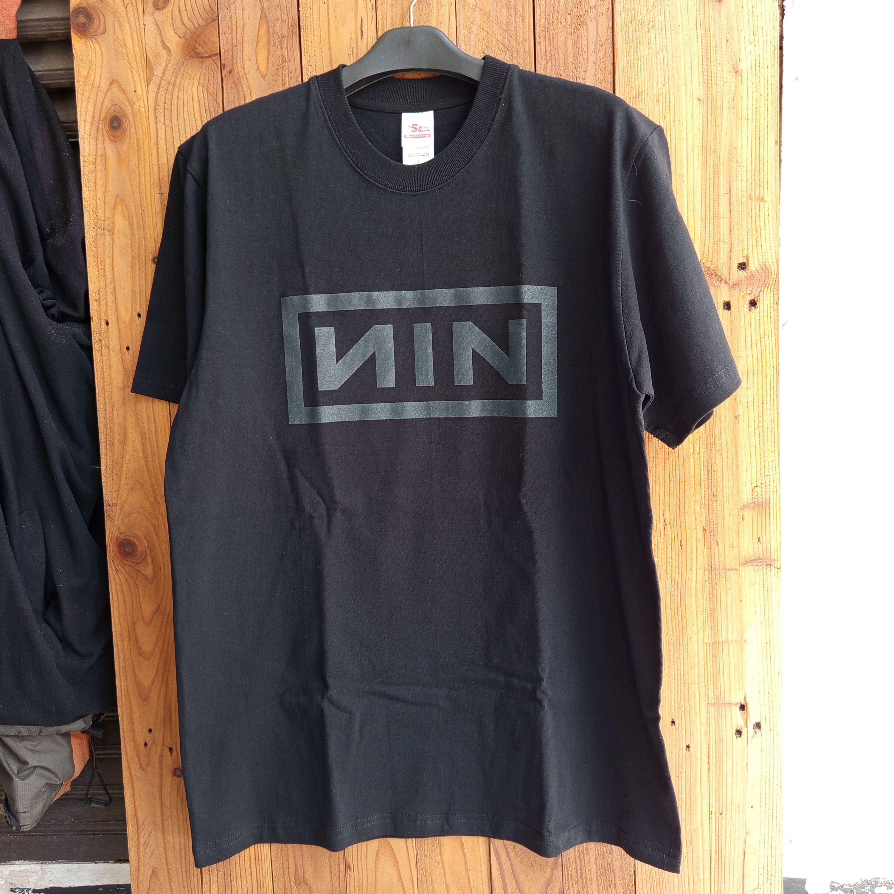 Band Tees Nine inch nails SIN logo t shirt Size US XL / EU 56 / 4 - 1 Thumbnail