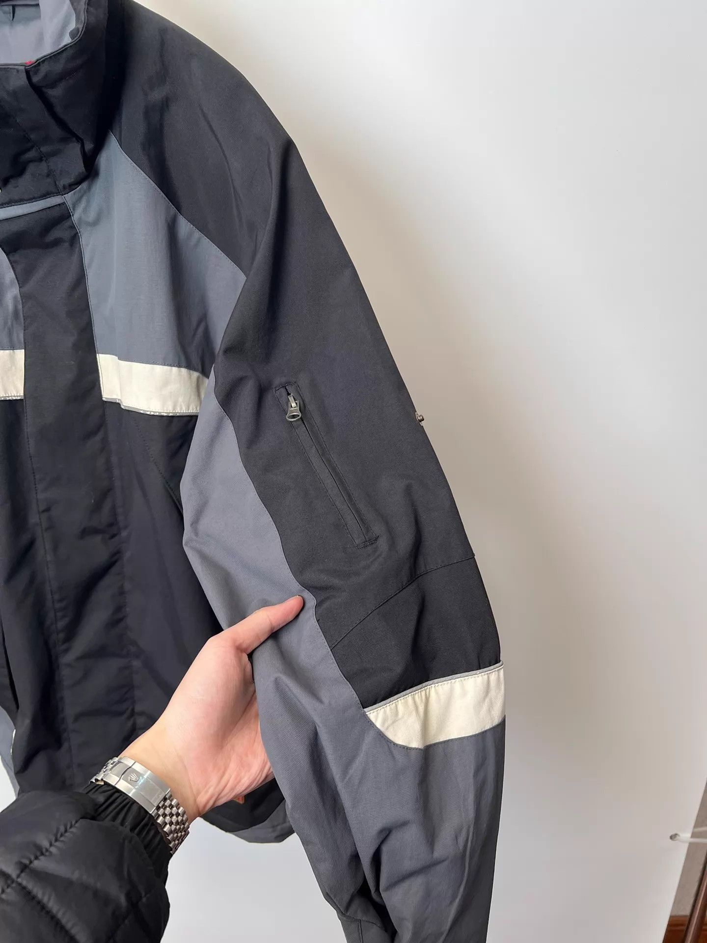 Oakley Oakley 00s Vintage Snowboard Jacket Size US L / EU 52-54 / 3 - 5 Thumbnail