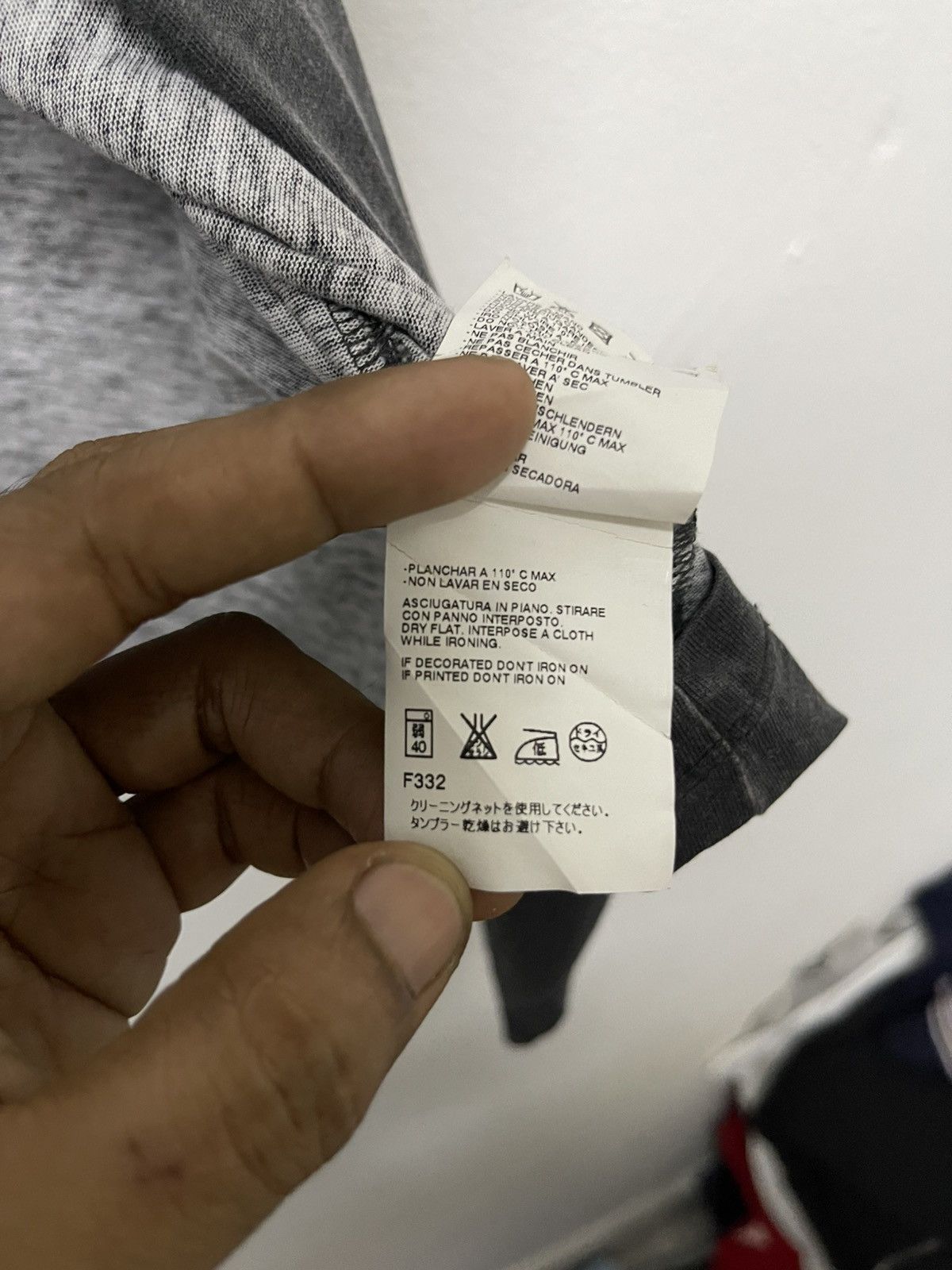 Maison Margiela SS 2019 MAISON MARGIELA CUT AND SEW TSHIRT RARE DESIGN Size S / US 4 / IT 40 - 14 Thumbnail