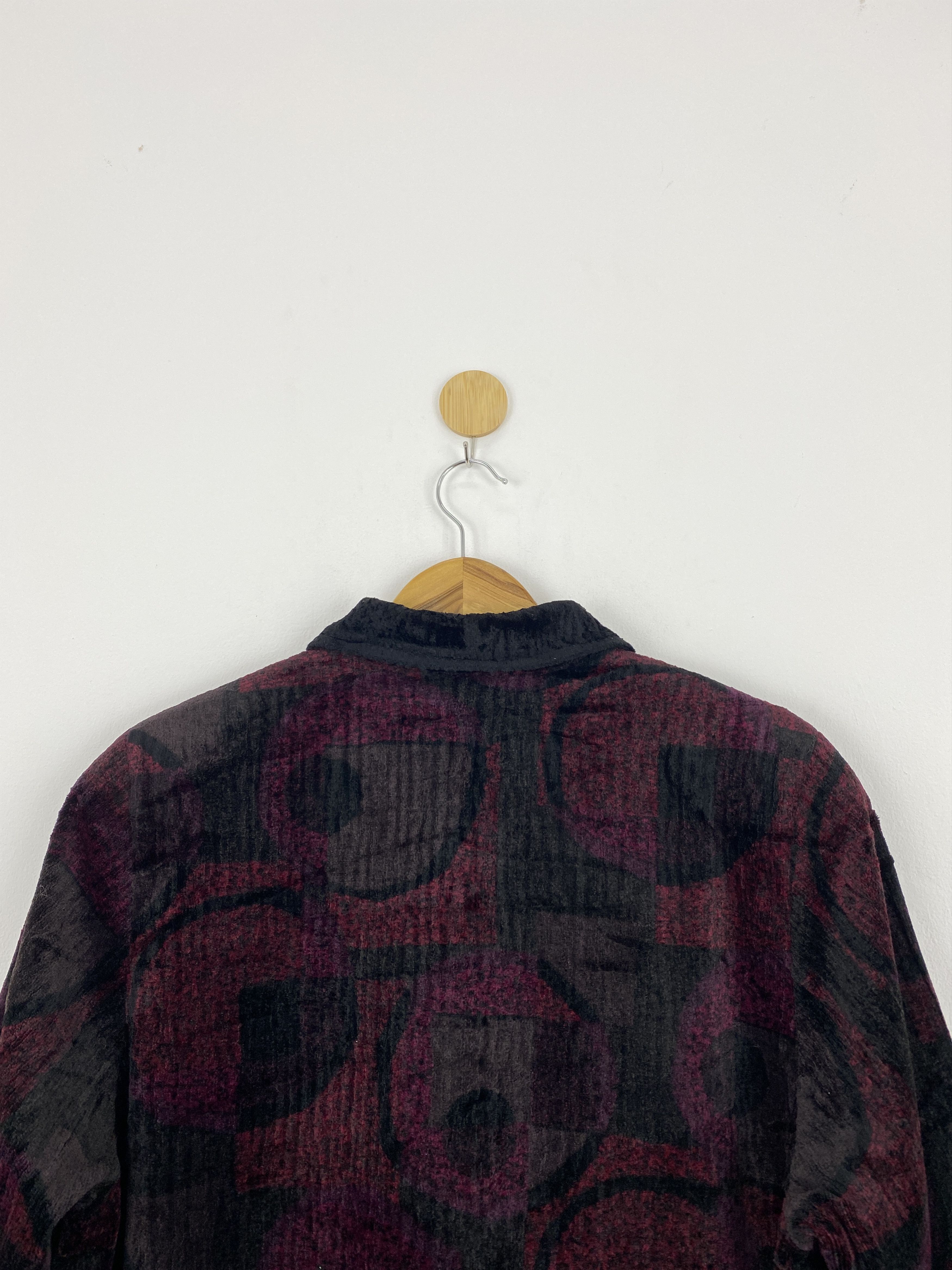 Japanese Brand Vintage Novelty Boroque Velvet Button Up Jacket J1743 Size M / US 6-8 / IT 42-44 - 4 Thumbnail