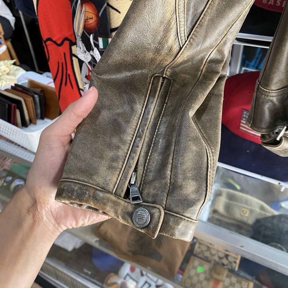 Fubu Vintage 80s 90s Genuine Leather FUBU Jacket Tupac Shakur Size US L / EU 52-54 / 3 - 10 Thumbnail