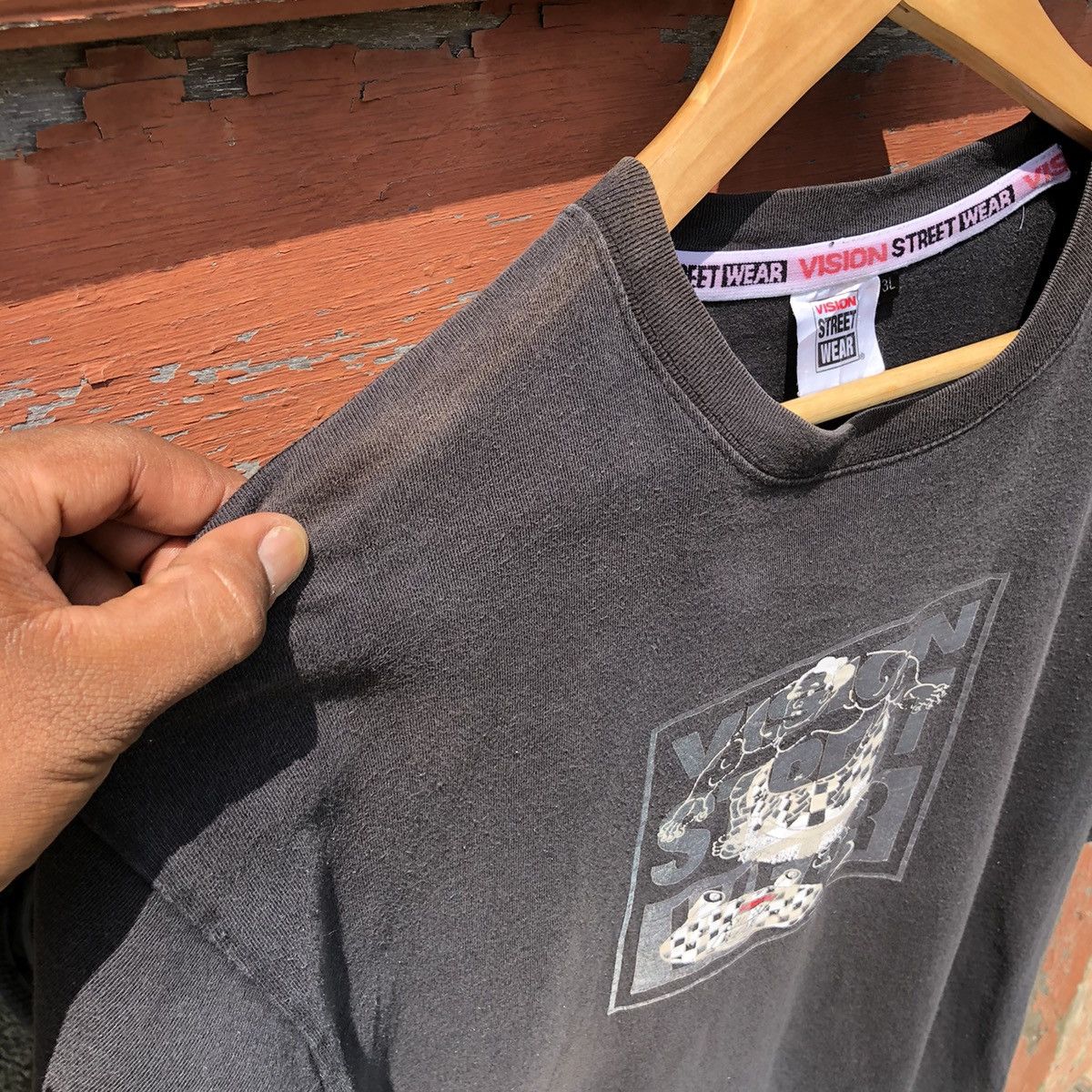 Vision Streetwear Vintage Faded Vision Streetwear Sumo 3L Tshirt Size US XXL / EU 58 / 5 - 7 Thumbnail