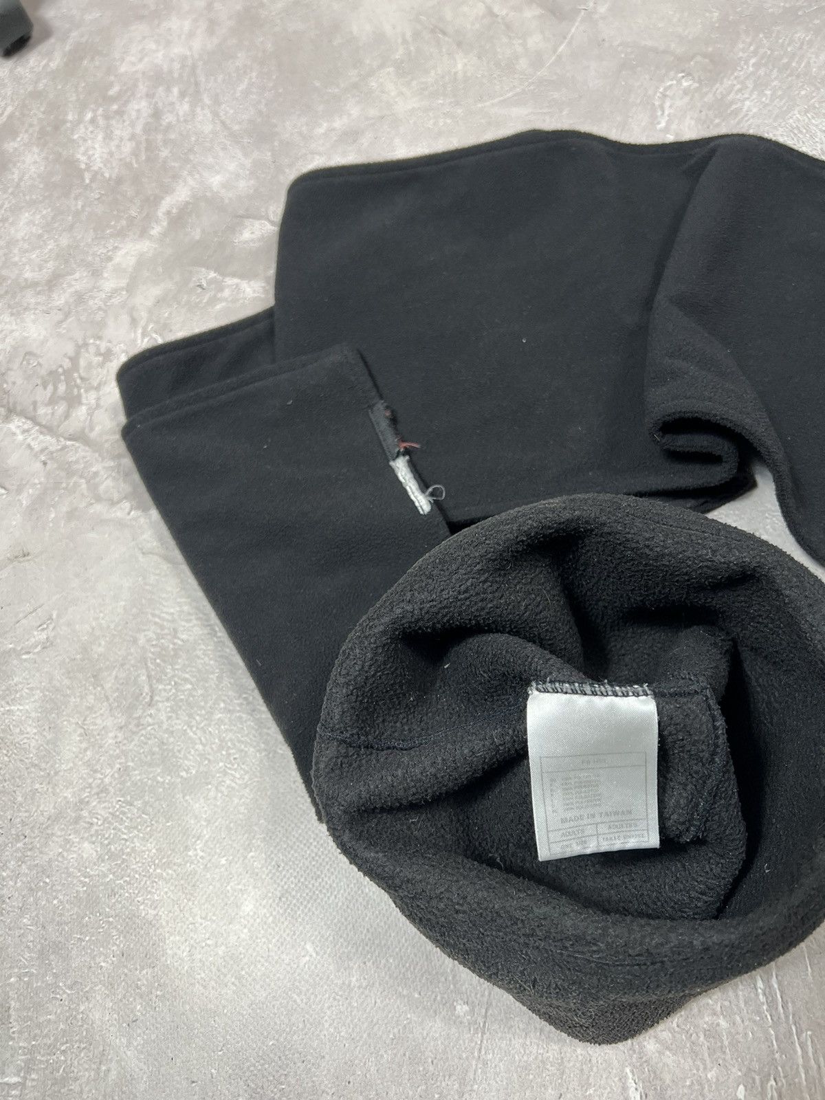 Vintage Vintage Nike Fleece Set Hat+Scarf Size ONE SIZE - 6 Thumbnail