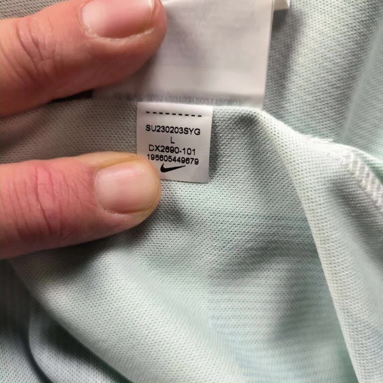 Nike NEW Liverpool 2023-24 away Szoboszlai football jersey size L Size US L / EU 52-54 / 3 - 8 Thumbnail
