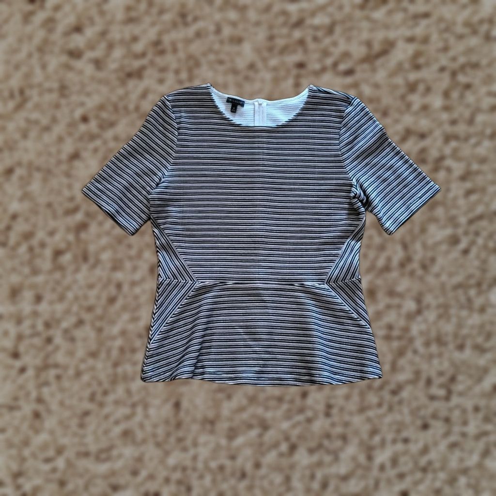 Talbots Talbots Shirt Women M Black Beige Striped Ribbed Peplum Knit Blouse Office Everyday Business Casual Formal Party/Cocktail Travel - Mens? Size M / US 6-8 / IT 42-44 - 1 Thumbnail
