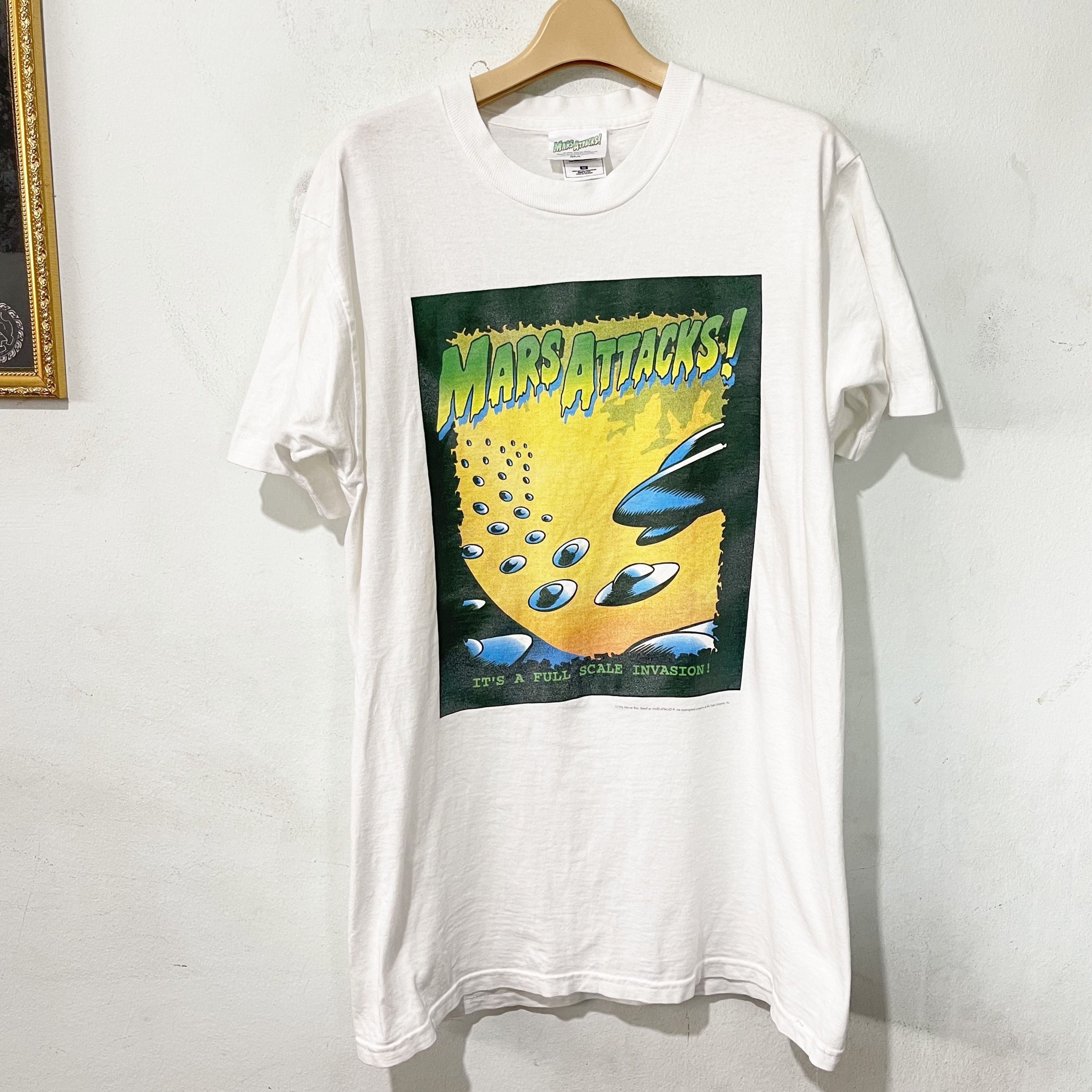 Vintage Vintage 1996 Mars Attacks T-Shirt Size US M / EU 48-50 / 2 - 1 Thumbnail