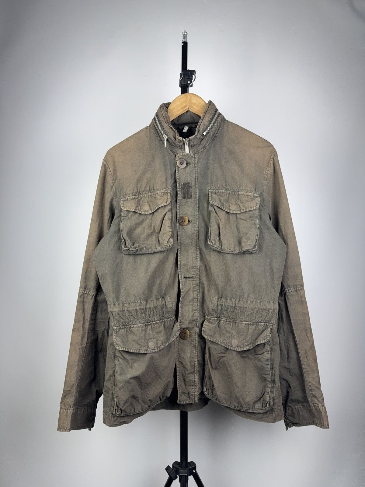 ジャケット・アウター 90s vintage ARMANI military motif jacket Armani × Avant Garde × Giorgio Armani Vintage 90s Faded