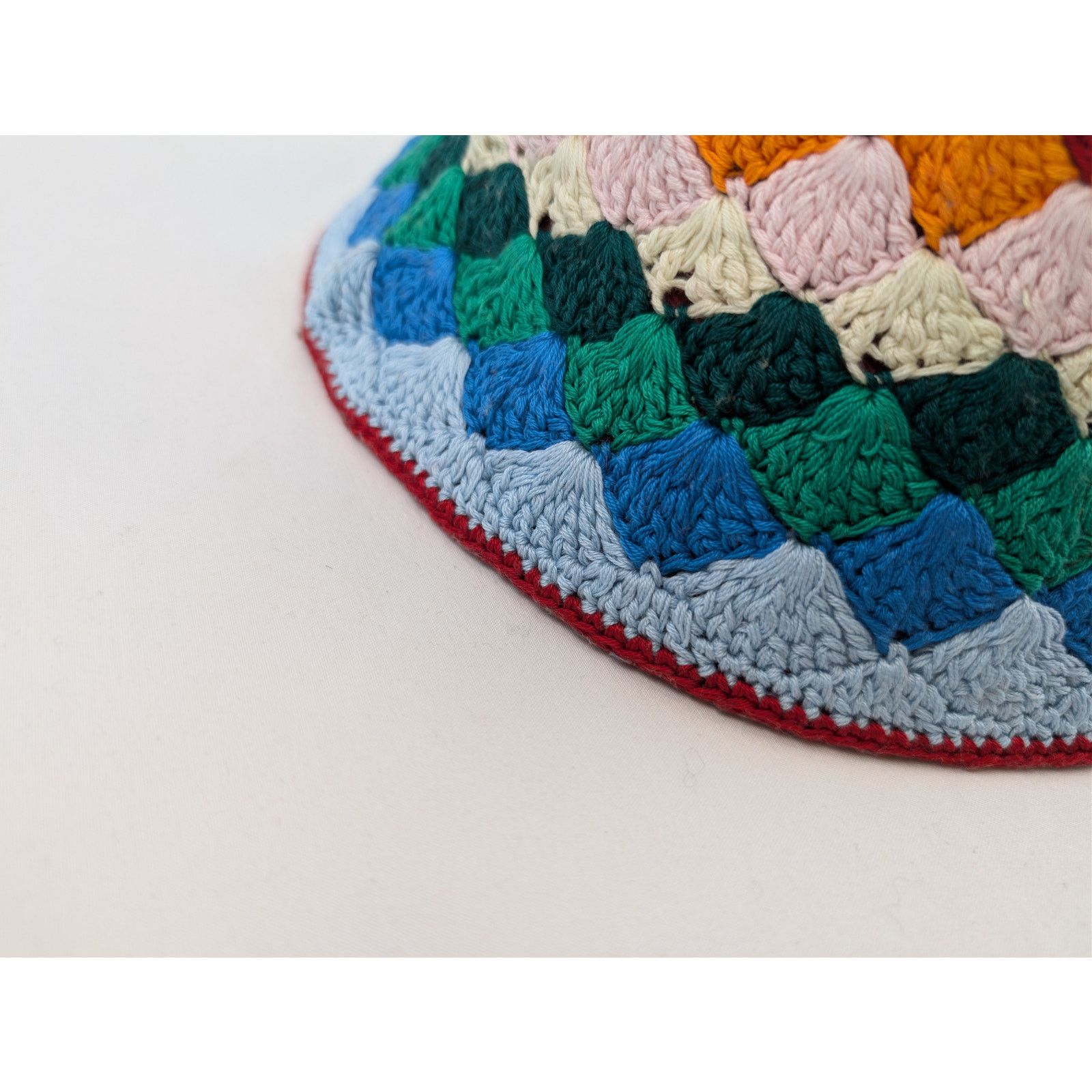 Casablanca o1rshd1 Size: M-L / Shell Striped Crochet Cap / Hat in Multi Size ONE SIZE - 4 Thumbnail