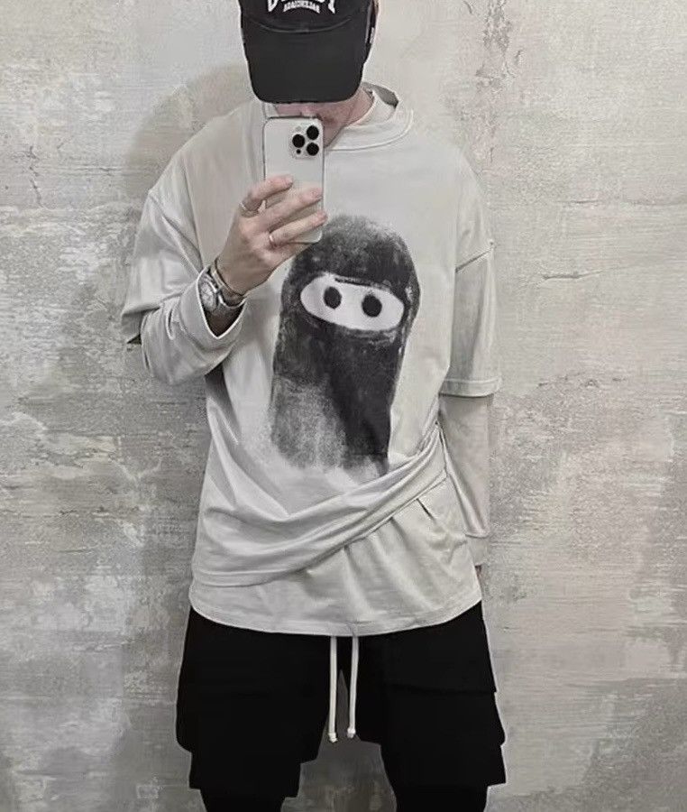 Vintage Mask Graphic Printed Cotton Tshirt Size US L / EU 52-54 / 3 - 3 Thumbnail