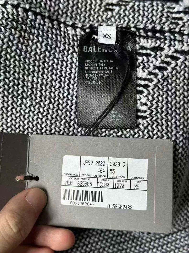 Balenciaga Balenciaga Cursive bullet screen sweater Size US XS / EU 42 / 0 - 4 Thumbnail