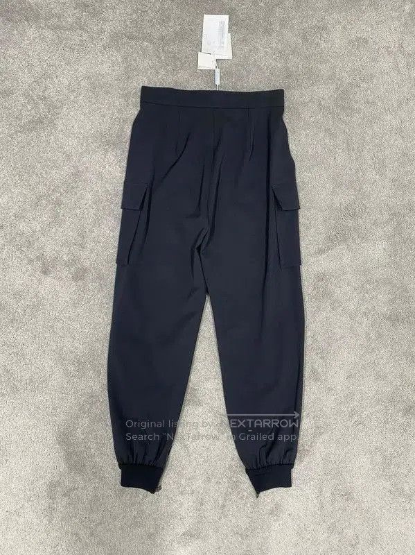 Max Mara MaxMara Black Wool Casual Trousers for Women . Size 23" - 2 Thumbnail