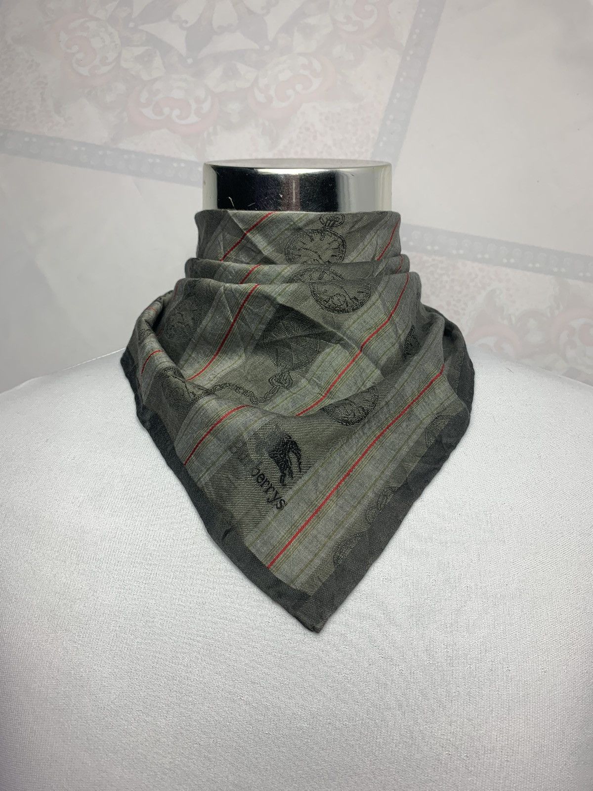 Burberry Burberry Handkerchief / Neckerchief / Bandana Size ONE SIZE - 1 Thumbnail
