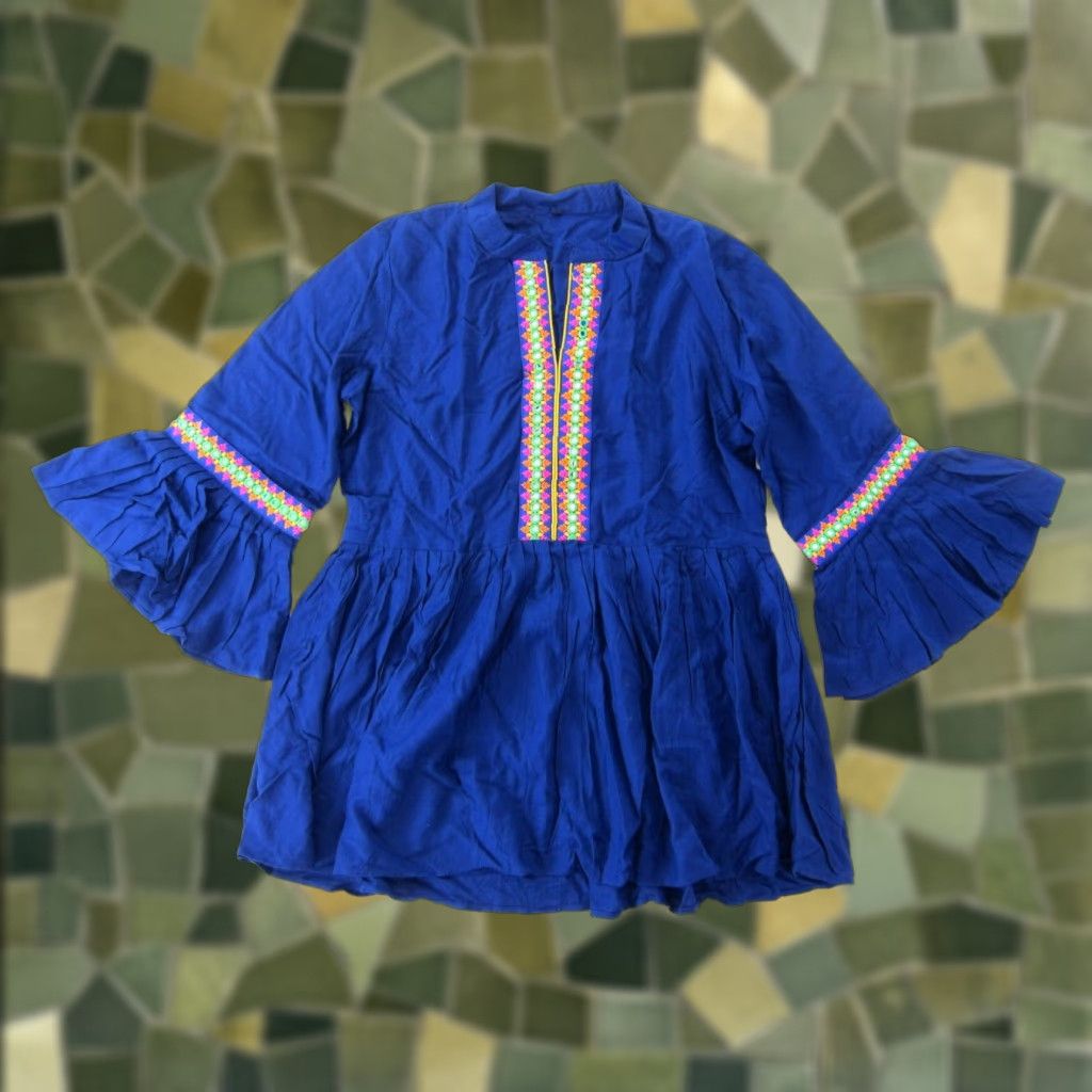 Vintage VINTAGE Ethnic Rayon Blue Embroidered Flare Sleeve Tunic Peasant Blouse L Womens Shirt Size L / US 10 / IT 46 - 1 Thumbnail