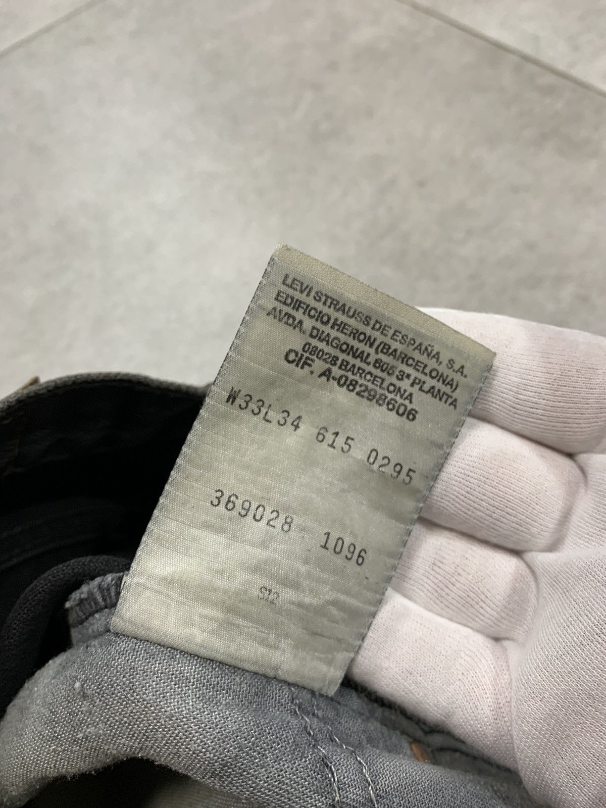 Levi's Vintage Clothing 90s Vintage Faded Black rare Levi 615 Orange tag denim jean Size US 33 - 6 Thumbnail