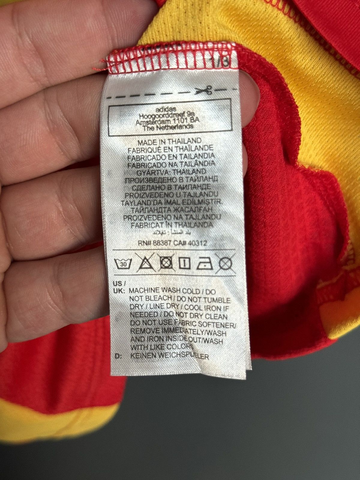 Adidas New KIDS Spain 24/25 Home Yamal Football Jersey T-Shirt Size US XS / EU 42 / 0 - 8 Thumbnail