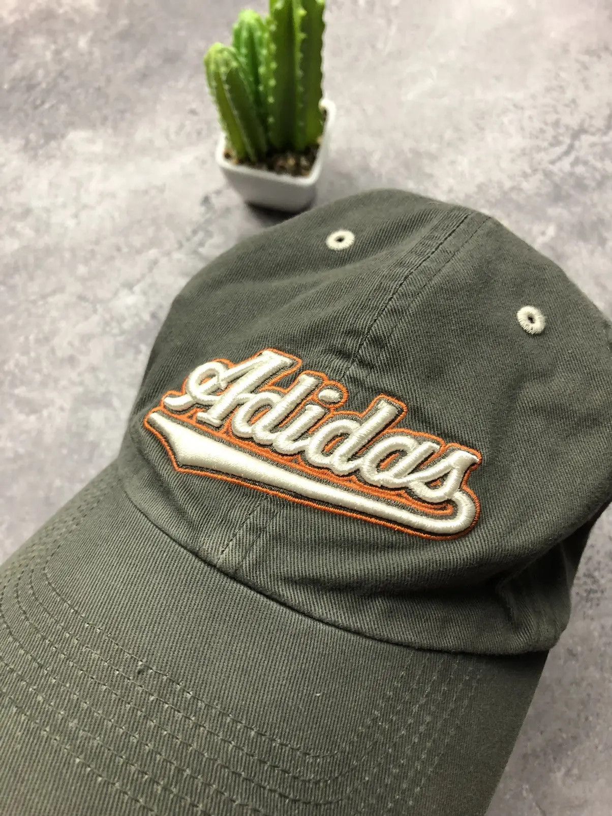 Adidas ADIDAS Vintage Big Logo Rare Cap Streetwear Hype Cap Size ONE SIZE - 2 Thumbnail
