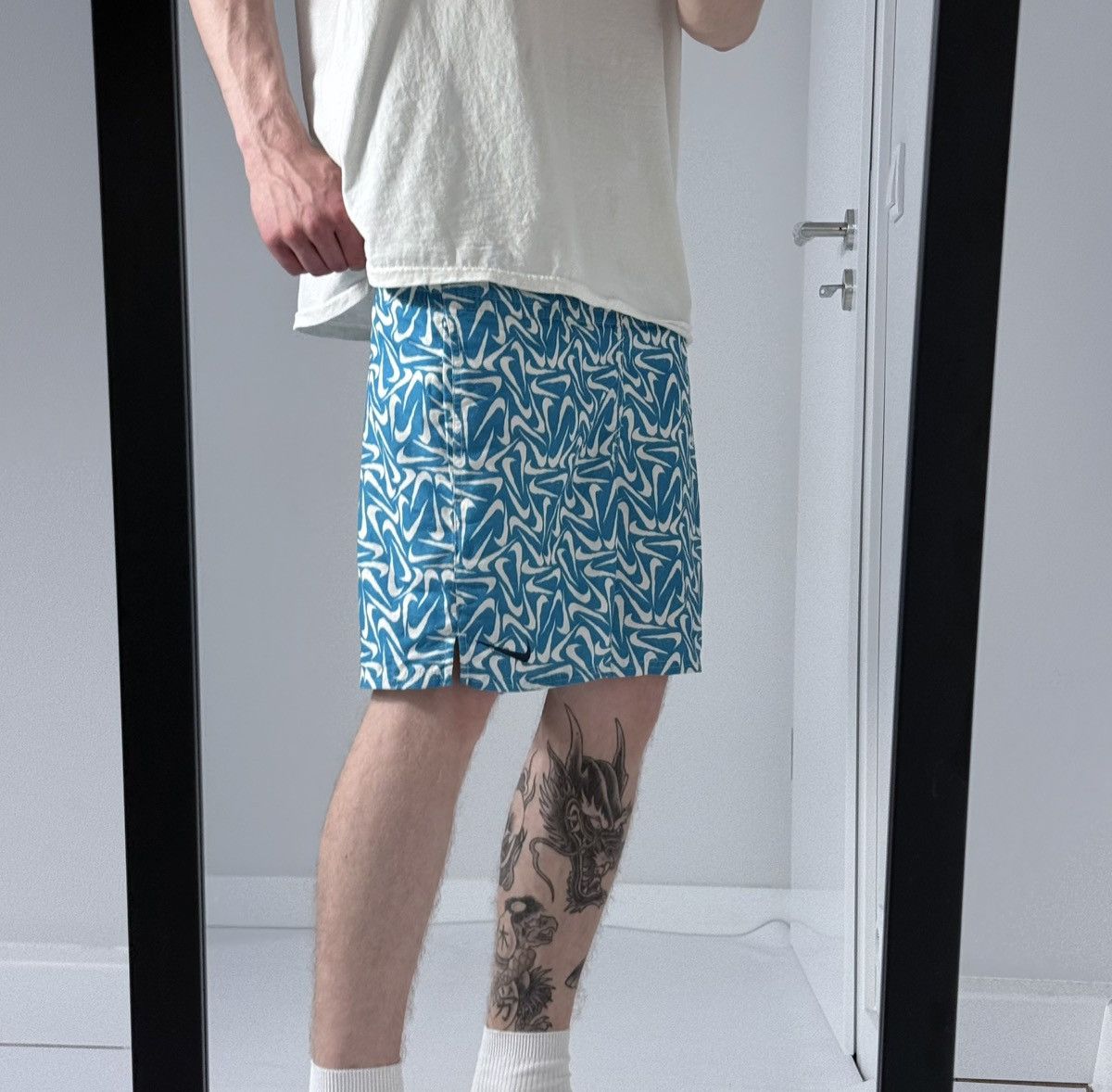 Nike Nike Swoosh Y2K streetwear nylon track shorts Size US 30 / EU 46 - 5 Thumbnail