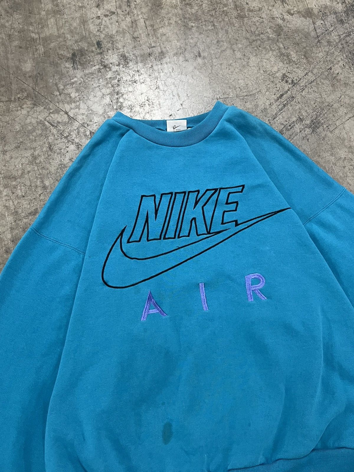 Nike × Vintage Nike Air spell out center swoosh vintage crewneck hype rare Size US L / EU 52-54 / 3 - 3 Thumbnail