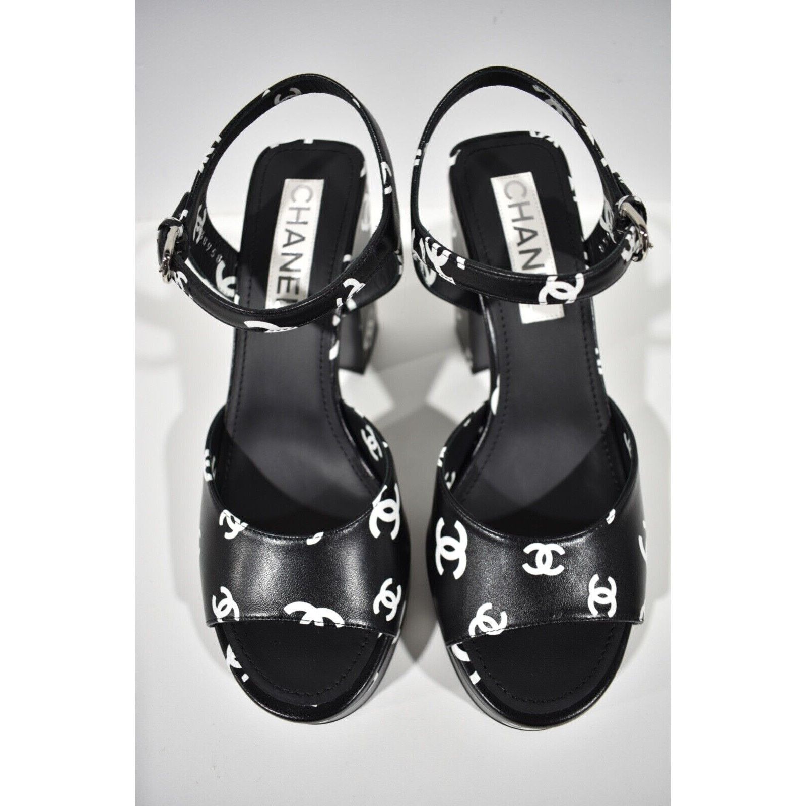 Chanel Chanel Lambskin CC Logo Platform Strap Block Heel Sandal 36 Size US 6 / IT 36 - 7 Thumbnail