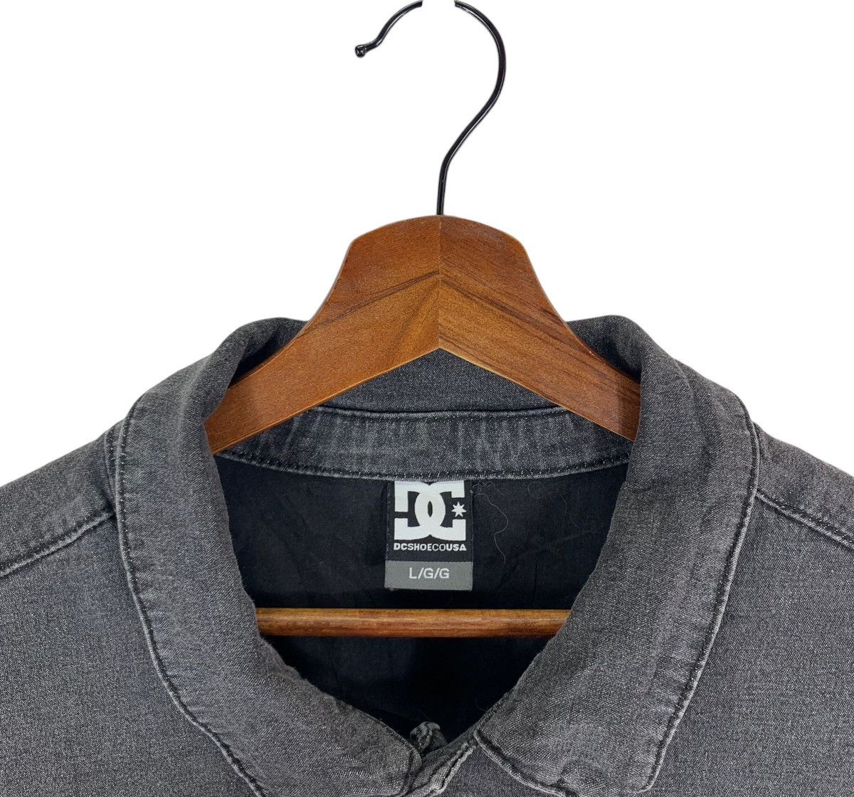 DC ⚡️⚡️ VINTAGE DCSHOECO USA STREETWEAR BOMBER JACKET Size US L / EU 52-54 / 3 - 5 Thumbnail