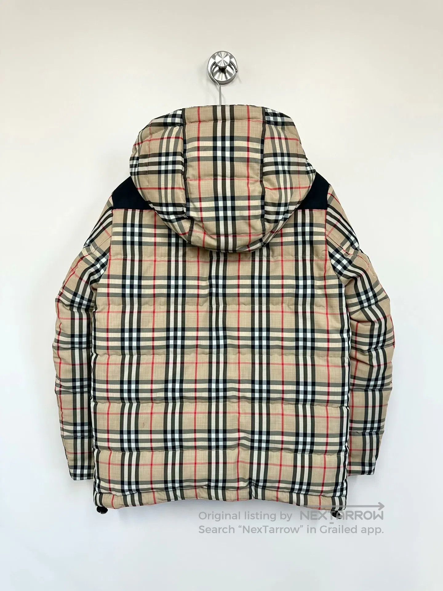 Burberry Burberry Classic checkered emblem logo double-sided down j Size XS / US 0-2 / IT 36-38 - 2 Thumbnail