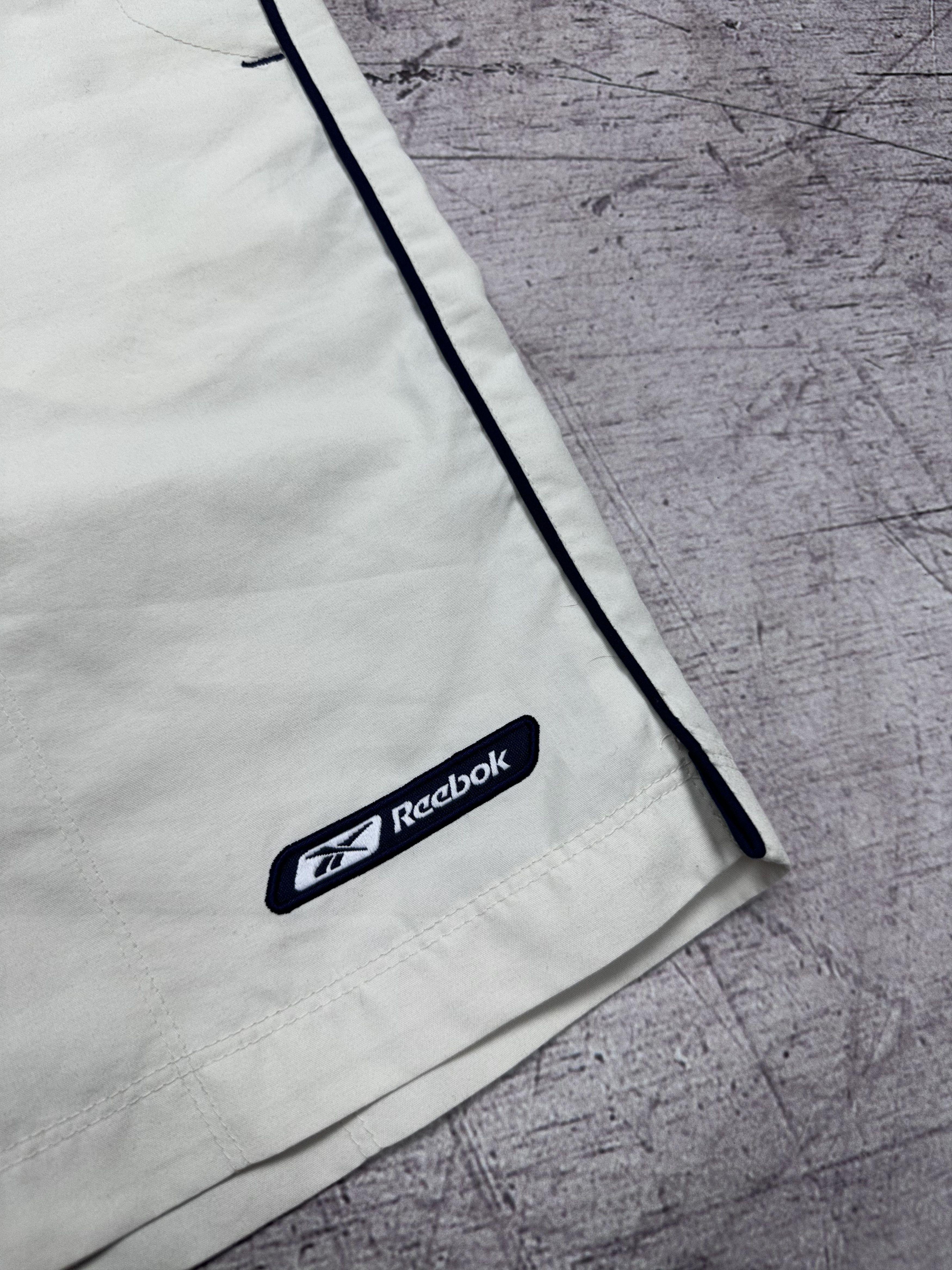 Reebok Reebok Vintage Mens Nylon Shorts Size US 32 / EU 48 - 3 Thumbnail