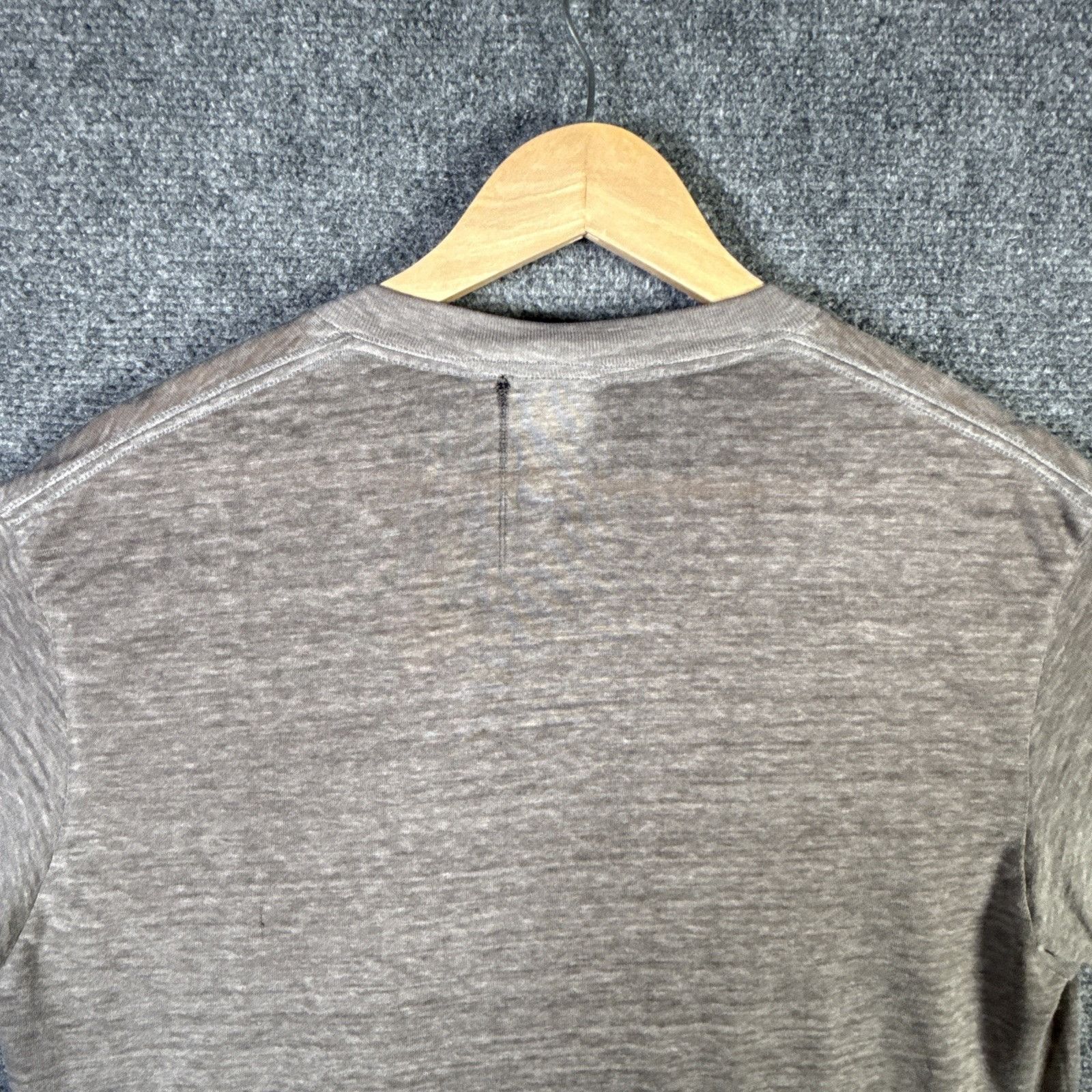 Nike Vintage Nike Shirt Mens Large Black 80s Center Swoosh Thin Size US L / EU 52-54 / 3 - 9 Thumbnail