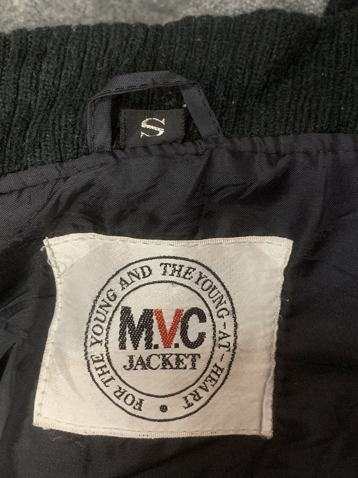 Vintage Rare Design Vintage M.V.C Varsity Jackets Size S / US 4 / IT 40 - 4 Thumbnail