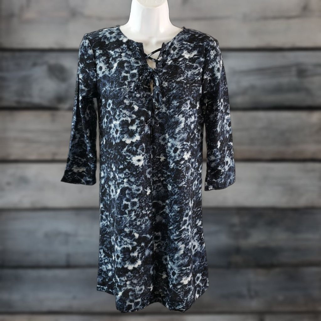 Abercrombie & Fitch Abercrombie & Fitch Womens Dress XS Blue 3/4 Sleeve Lace Up Front Shift Dress XS Blue Women Dress Size XS / US 0-2 / IT 36-38 - 1 Thumbnail