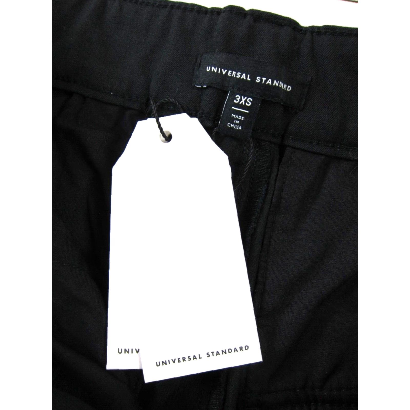 Vintage NWT Universal Standard Black Cotton Stretch High Rise Chino Short 3XS US 2-4 Womens Casual Workwear Shorts Size 26" / US 2 / IT 38 - 5 Thumbnail