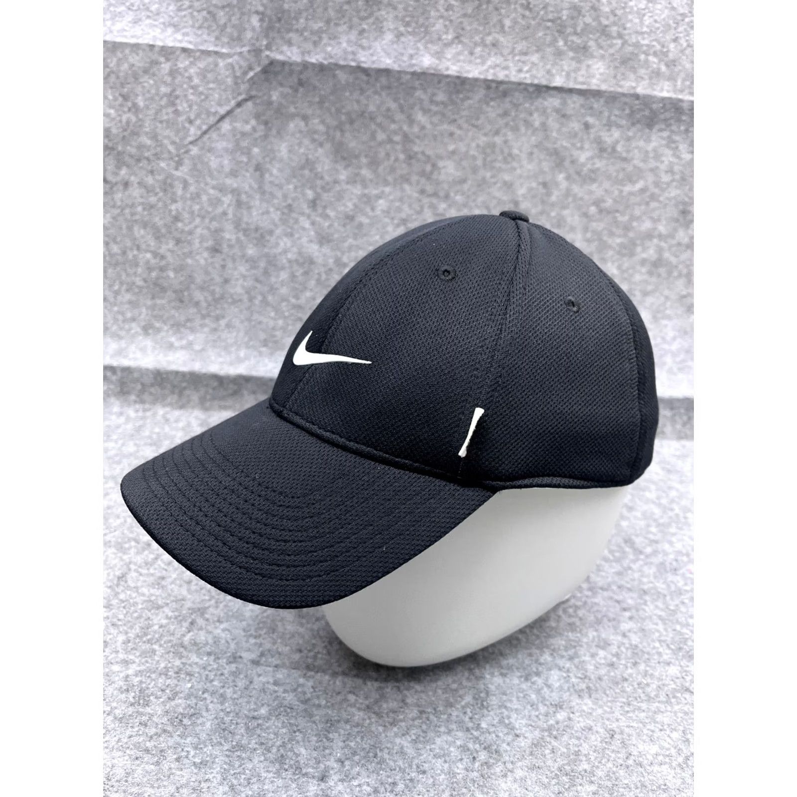 Nike Nike Hat Cap Fitted Adult One Size Black Swoosh Logo Dri-Fit 100% Polyester Baseball Cap Nike Mens Cap Size ONE SIZE - 4 Thumbnail