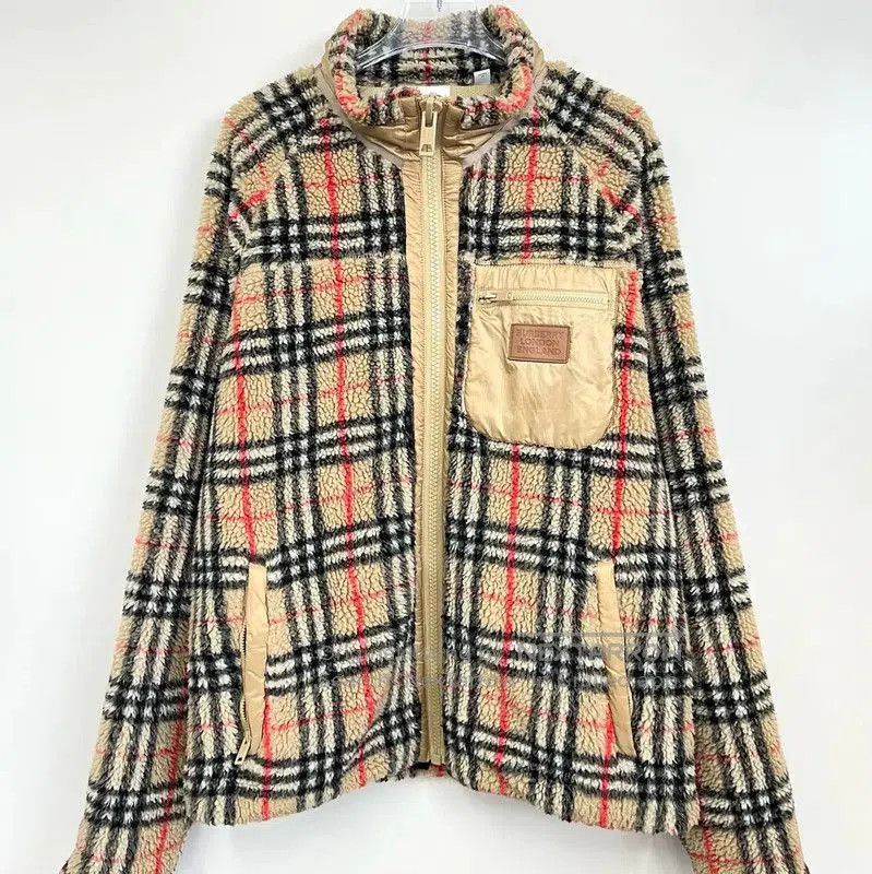 Burberry Burberry Khaki Checkered Jacket for Men. Size US S / EU 44-46 / 1 - 1 Thumbnail