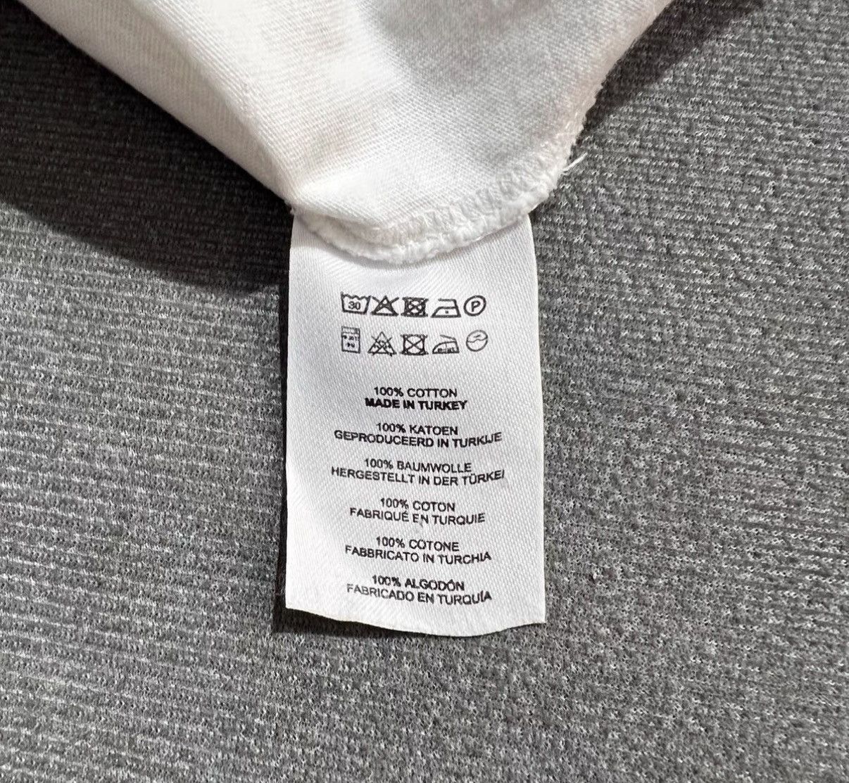 Dries Van Noten Dries Van Noten White Solid Short Sleeve T-Shirt Size US L / EU 52-54 / 3 - 5 Thumbnail