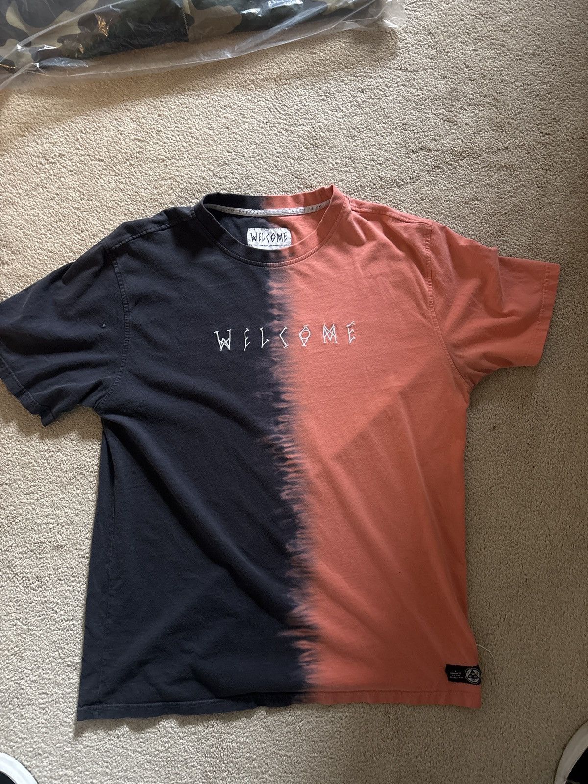 Other Welcome Half Black Half Orange Tee Size US L / EU 52-54 / 3 - 1 Thumbnail