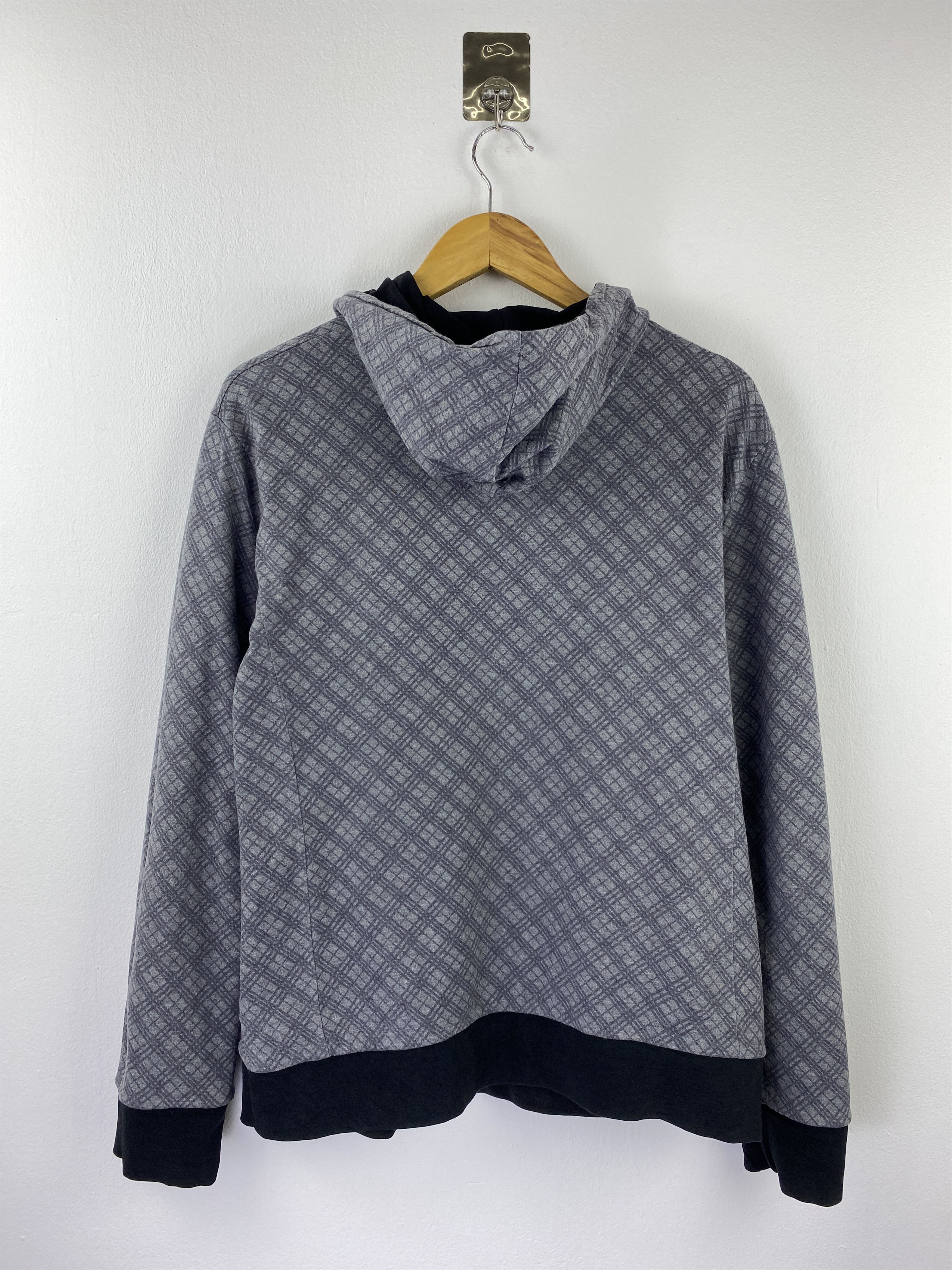 Burberry Vintage Burberry Reversible Zipper Up Hoodie SH0449 Size US L / EU 52-54 / 3 - 5 Thumbnail