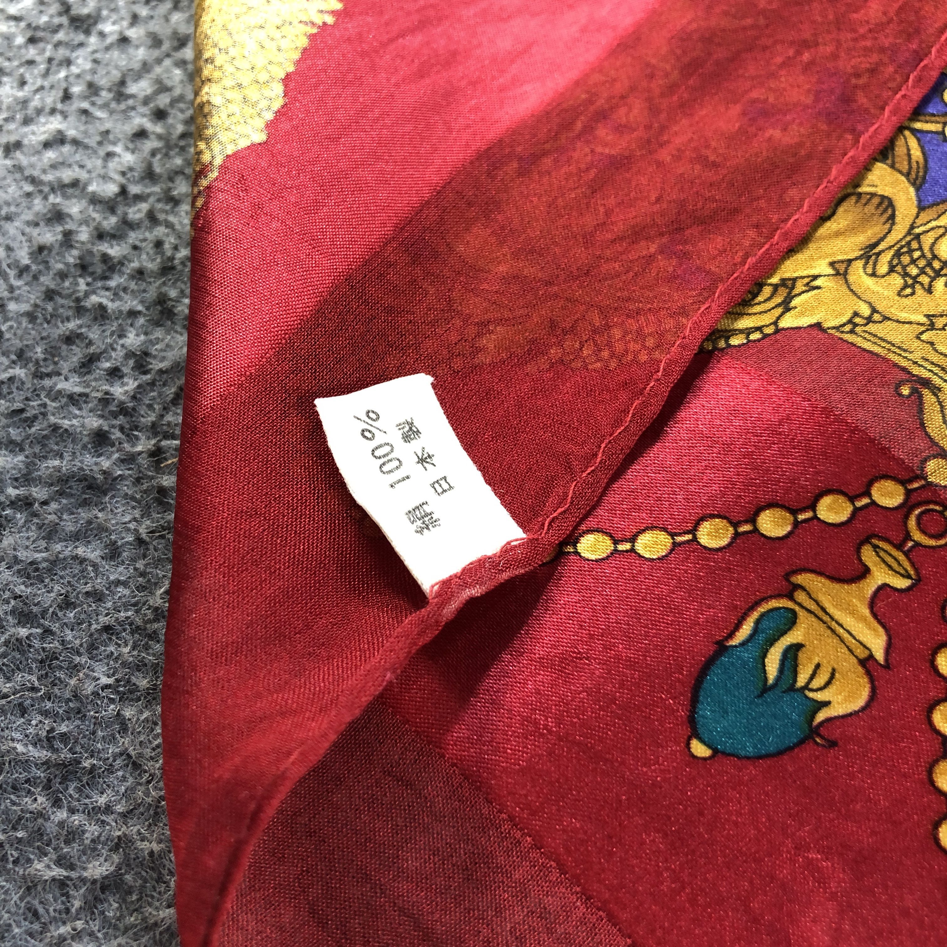 Japanese Brand Luxury Gold Chains Silk Scarf M1370 Size ONE SIZE - 4 Thumbnail