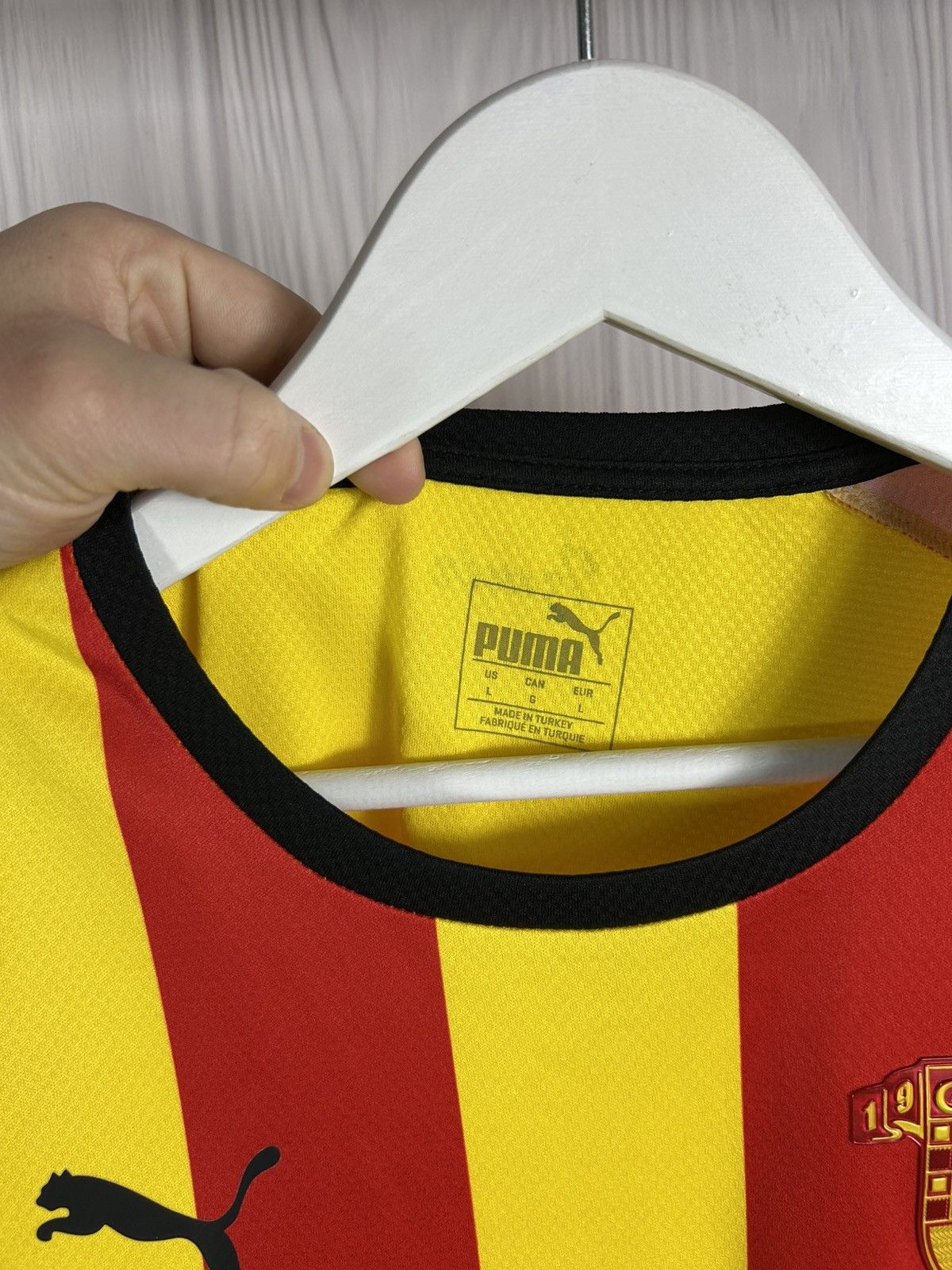 Puma Puma Goztepe Home 2019/20 Football Shirt Soccer Jersey Sz L Size US L / EU 52-54 / 3 - 7 Thumbnail