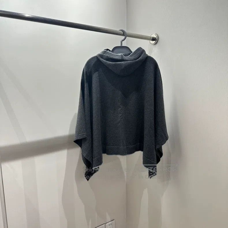 Brunello Cucinelli Brunello Cucinelli Cashmere hooded cloak Size S / US 4 / IT 40 - 2 Thumbnail