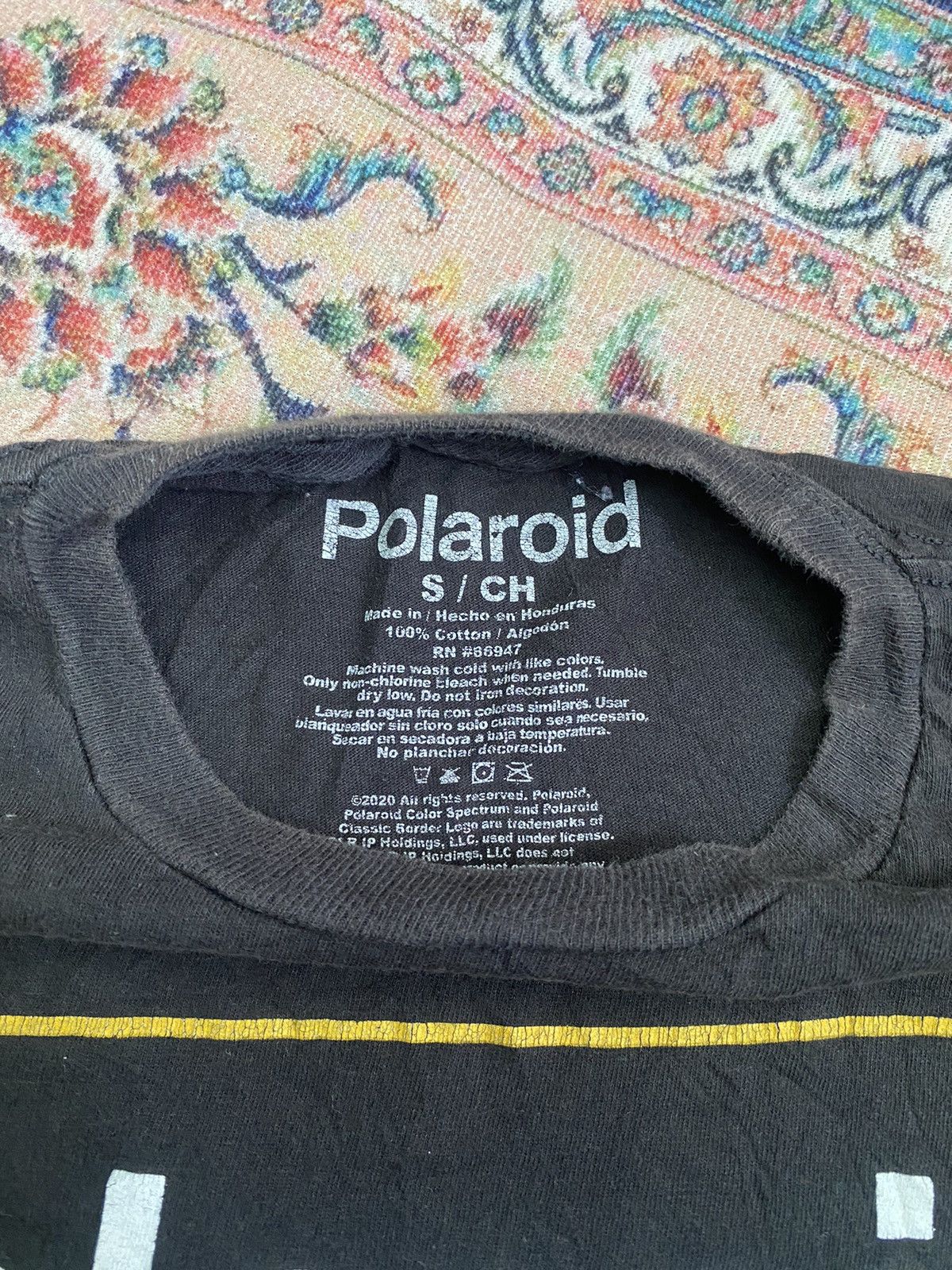 Vintage Polaroid Big Center logo Capture And Remember Tshirt