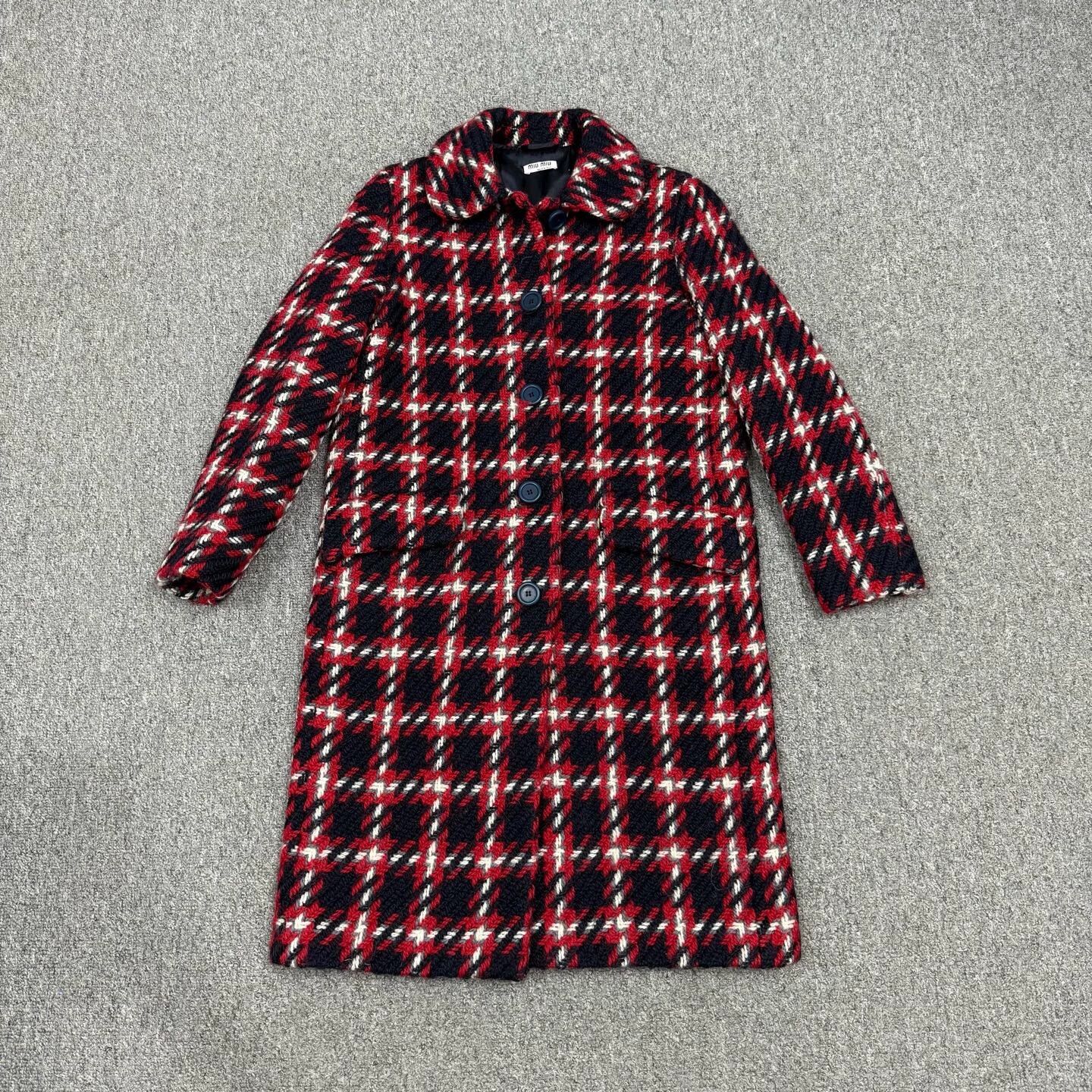 Miu Miu MiuMiu Wool Red/Black Plaid Vintage Coat 36 99New Size XS / US 0-2 / IT 36-38 - 1 Thumbnail